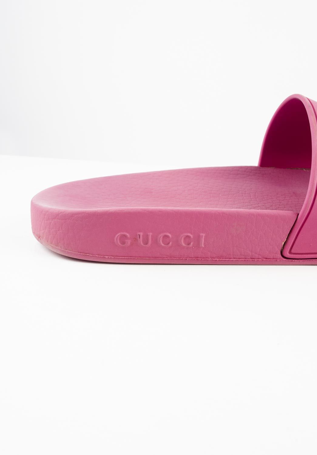 Gucci Gucci Men Slides Rubber Men Size USA8, EUR41/42, UK7, S831 Size US 8.5 / EU 41-42 - 8 Thumbnail
