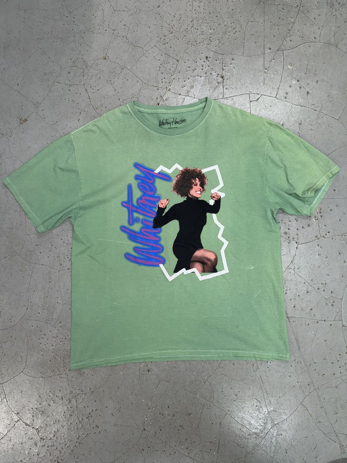 Other Whitney Houston Graphic Tee Size US L / EU 52-54 / 3 - 1 Thumbnail