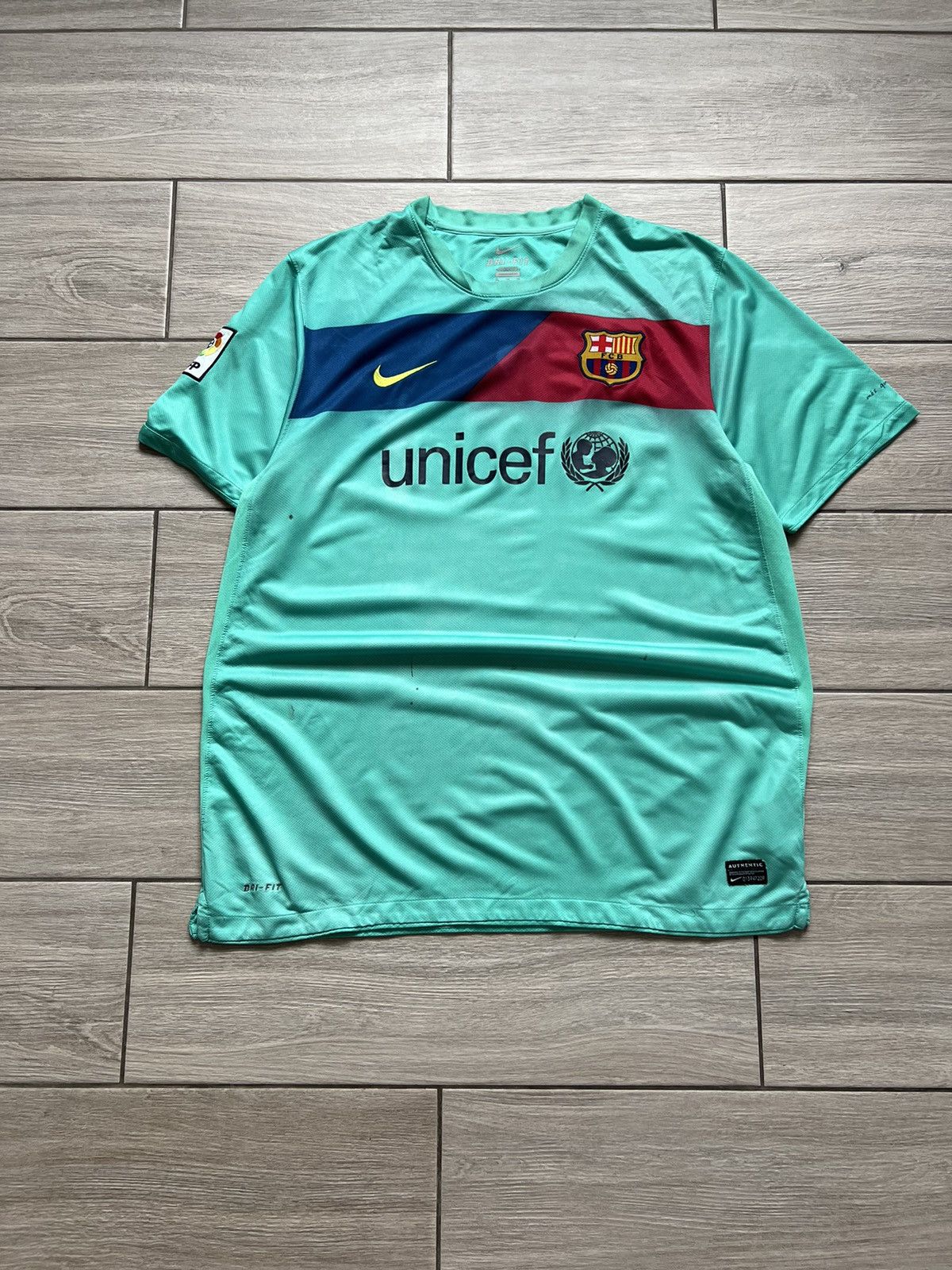 Other Vintage Nike Barcelona Soccer Jersey Away Mint Rare Size US XL / EU 56 / 4 - 3 Thumbnail