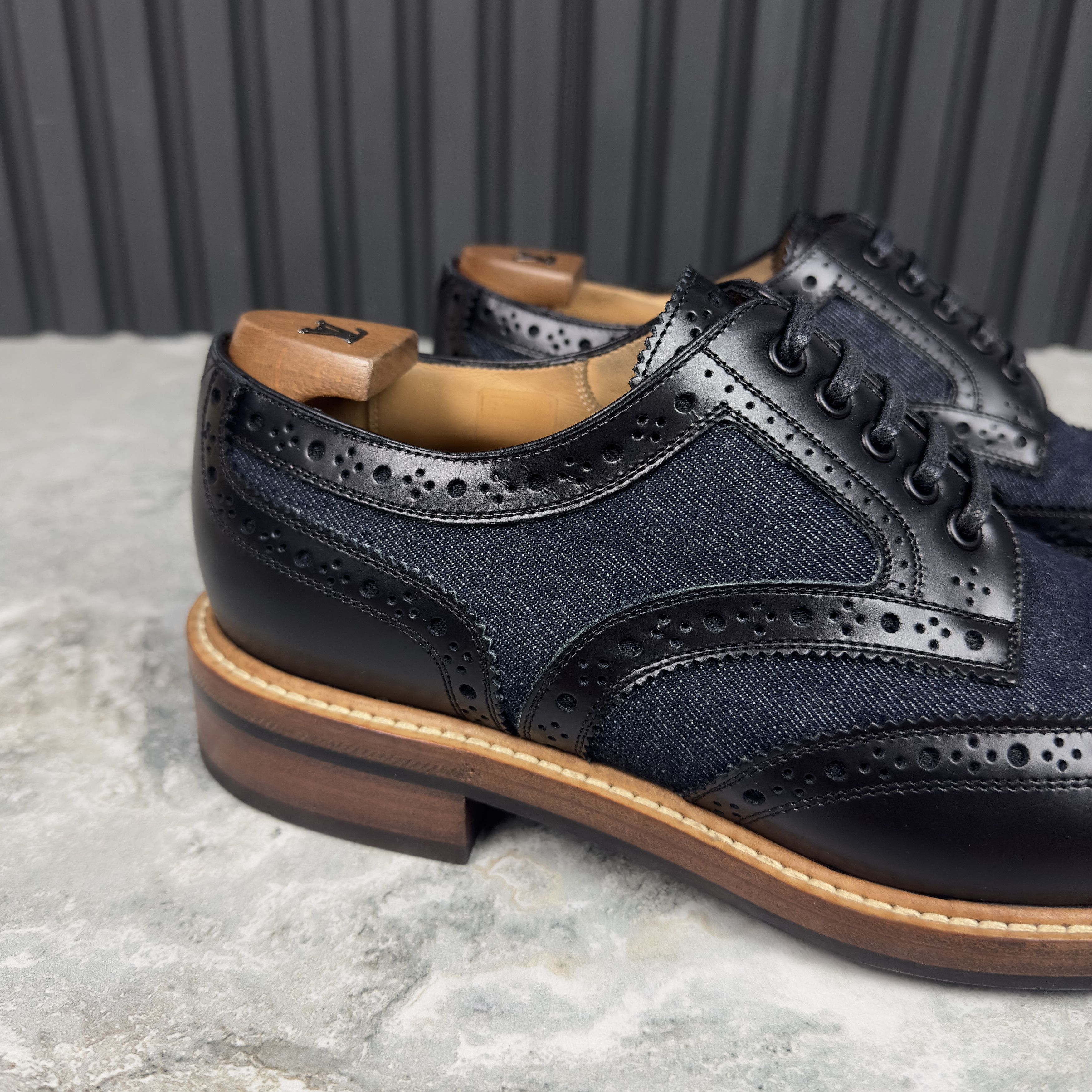 Louis Vuitton Louis Vuitton Voltaire Wingtip Derby Denim Leather Size US 9 / EU 42 - 11 Thumbnail