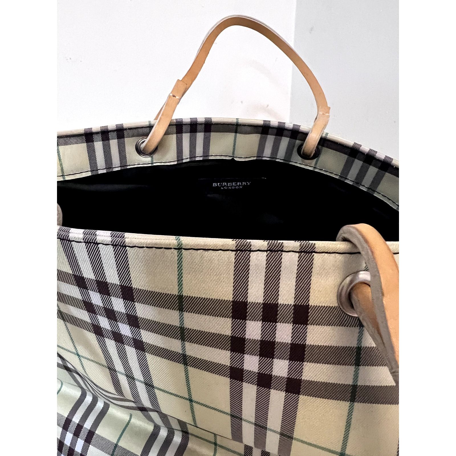 Burberry VINTAGE Y2K Burberry London Nova Check - Yellow/Brown Size ONE SIZE - 2 Thumbnail