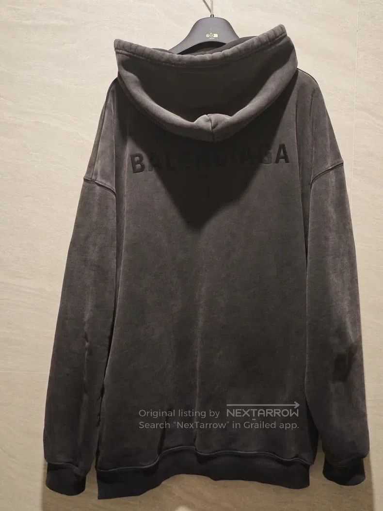 Balenciaga Balenciaga Solid Color Logo Letter Long Sleeve Hoodie Size US S / EU 44-46 / 1 - 4 Thumbnail