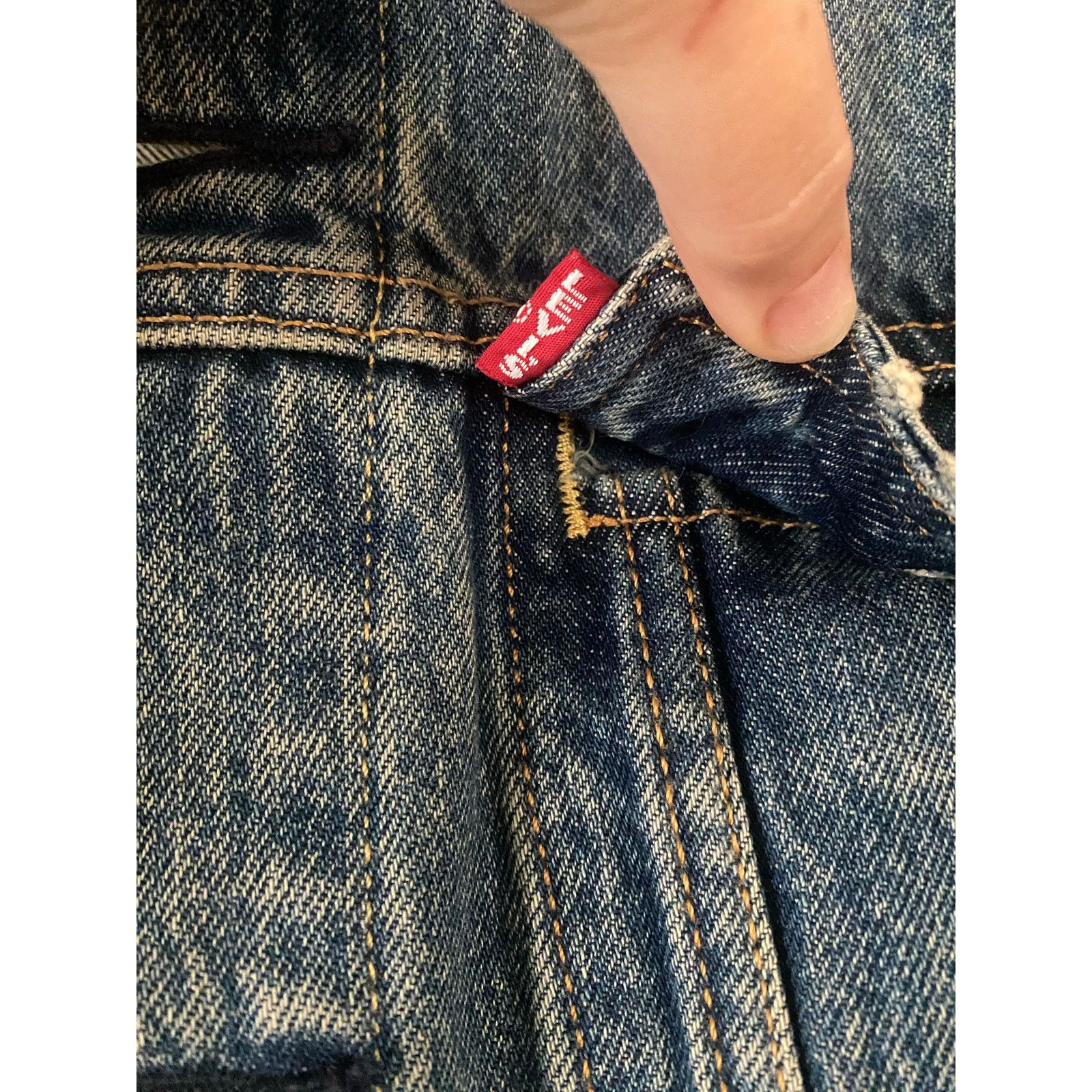 Levi's Levis Big E Reproduction Distressed Raw Hem M Trucker Jacket Size US M / EU 48-50 / 2 - 8 Thumbnail