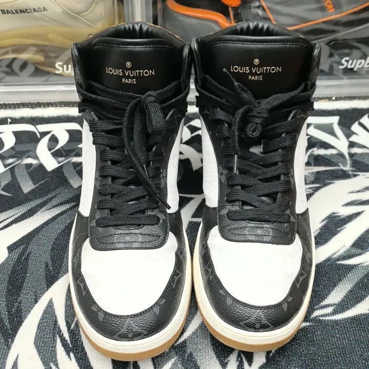 Louis Vuitton Louis Vuitton Rivoli High-Top Fashion Sneakers for Men -250 Size US 8.5 / EU 41-42 - 2 Thumbnail