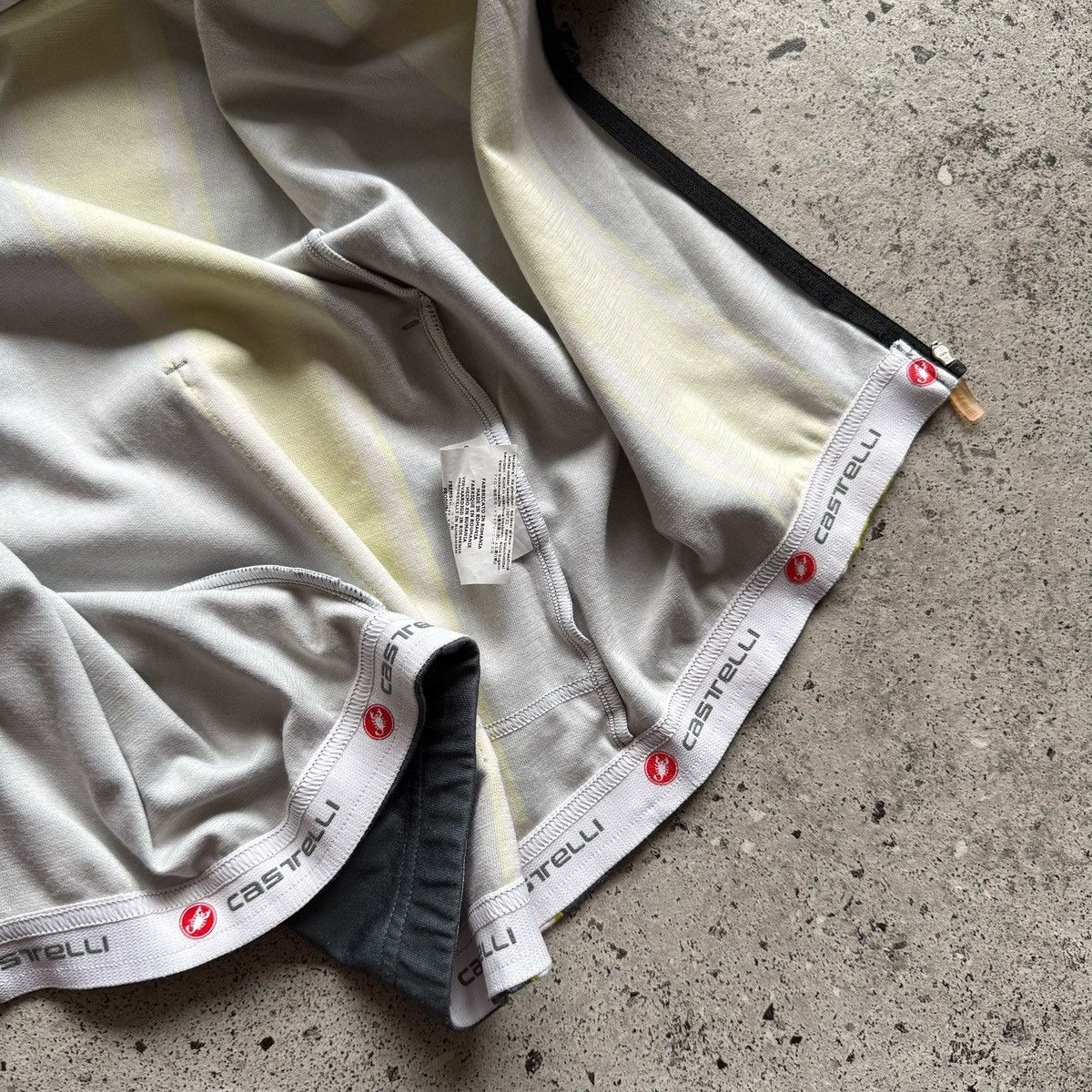 Other Castelli Mens Full Zip Cycling Top Jacket Gray Long Sleeve Size US S / EU 44-46 / 1 - 7 Thumbnail