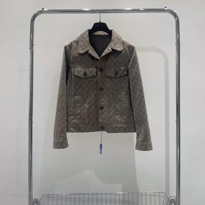 Louis Vuitton LOUIS VUITTON Grey denim jacket 2504-Nextarrow Size US L / EU 52-54 / 3 - 1 Thumbnail