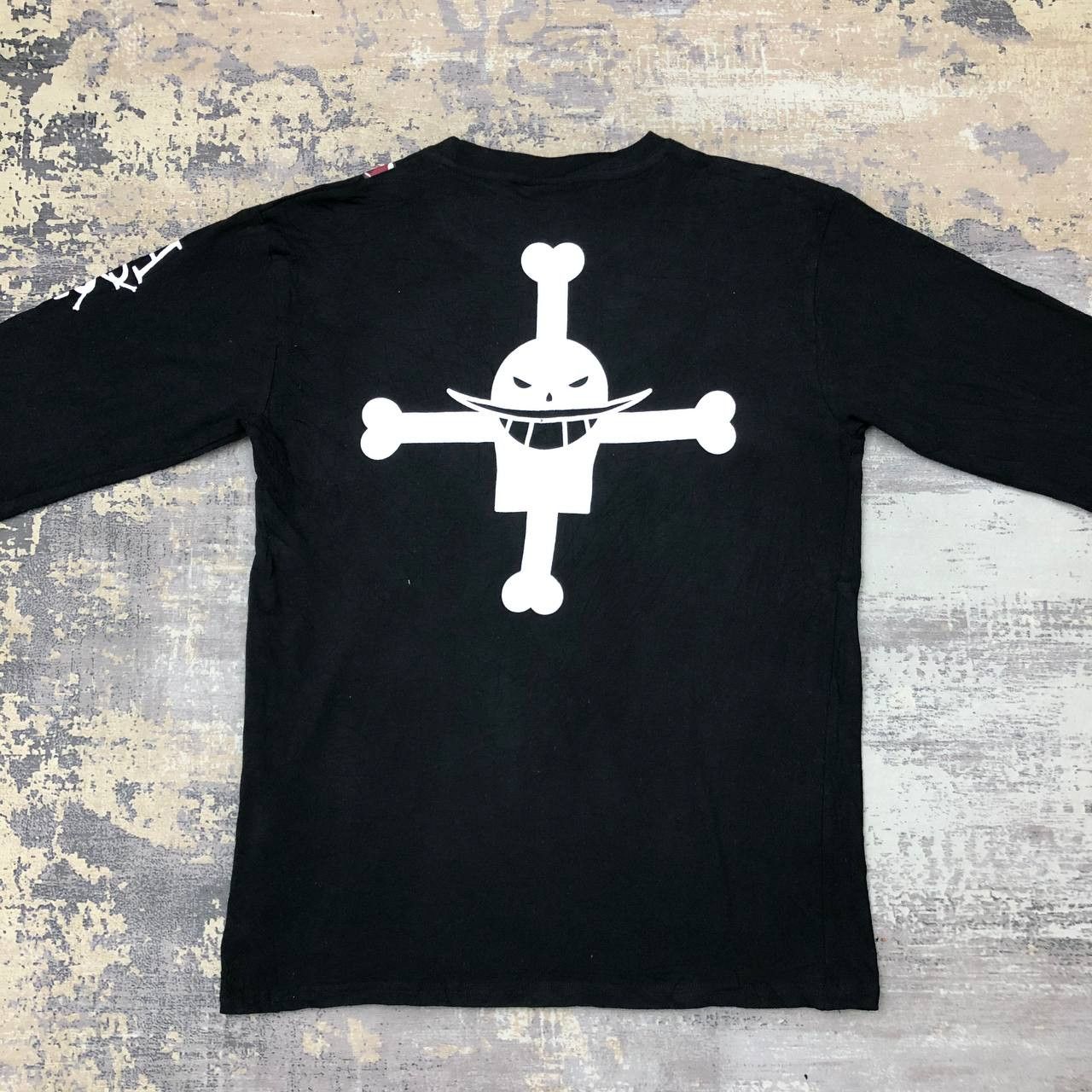 Anime × Japanese Brand × One Piece T88 ONE PIECE PORTGAS D.ACE WHITE BEARD LONG SLEEVE TEE Size US M / EU 48-50 / 2 - 1 Thumbnail