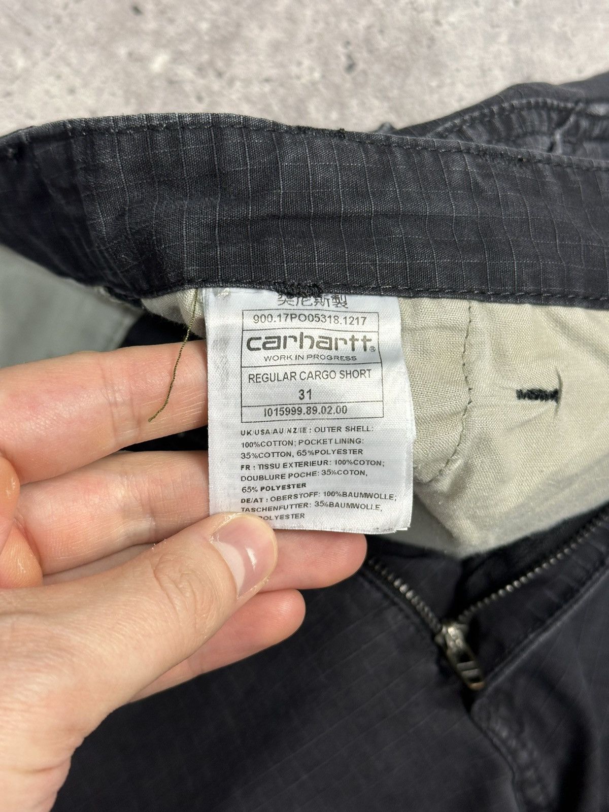 Carhartt × Vintage Vintage Carhartt Cargo Shorts Distressed Black Y2K Size US 32 / EU 48 - 5 Thumbnail