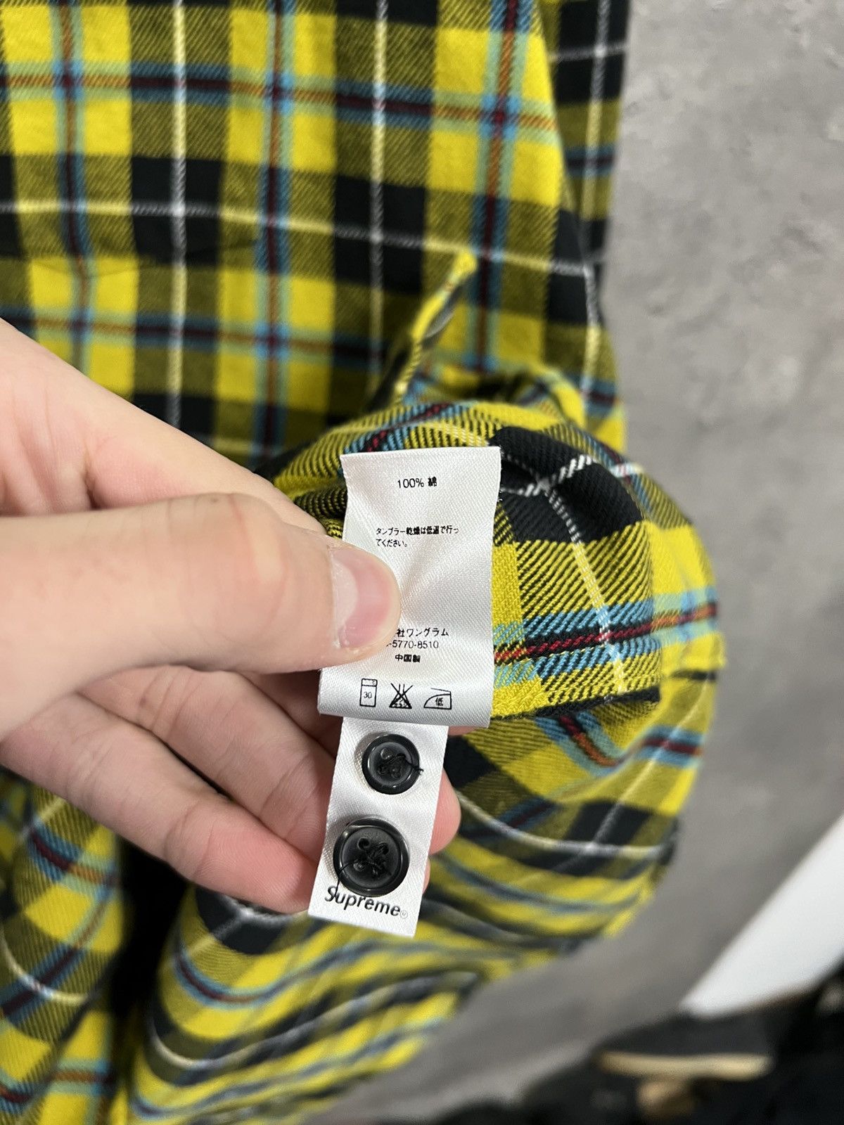 Supreme Supreme Shirt Size US M / EU 48-50 / 2 - 6 Thumbnail
