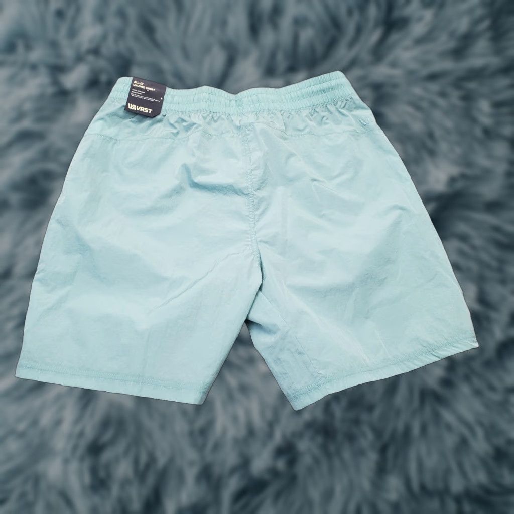 Vintage VRST All-In Unlined Shorts Men M Green Athletic Water Repellent UPF 50+ Shorts Mens M Green VRST Athletic Shorts Size US 31 - 1 Thumbnail