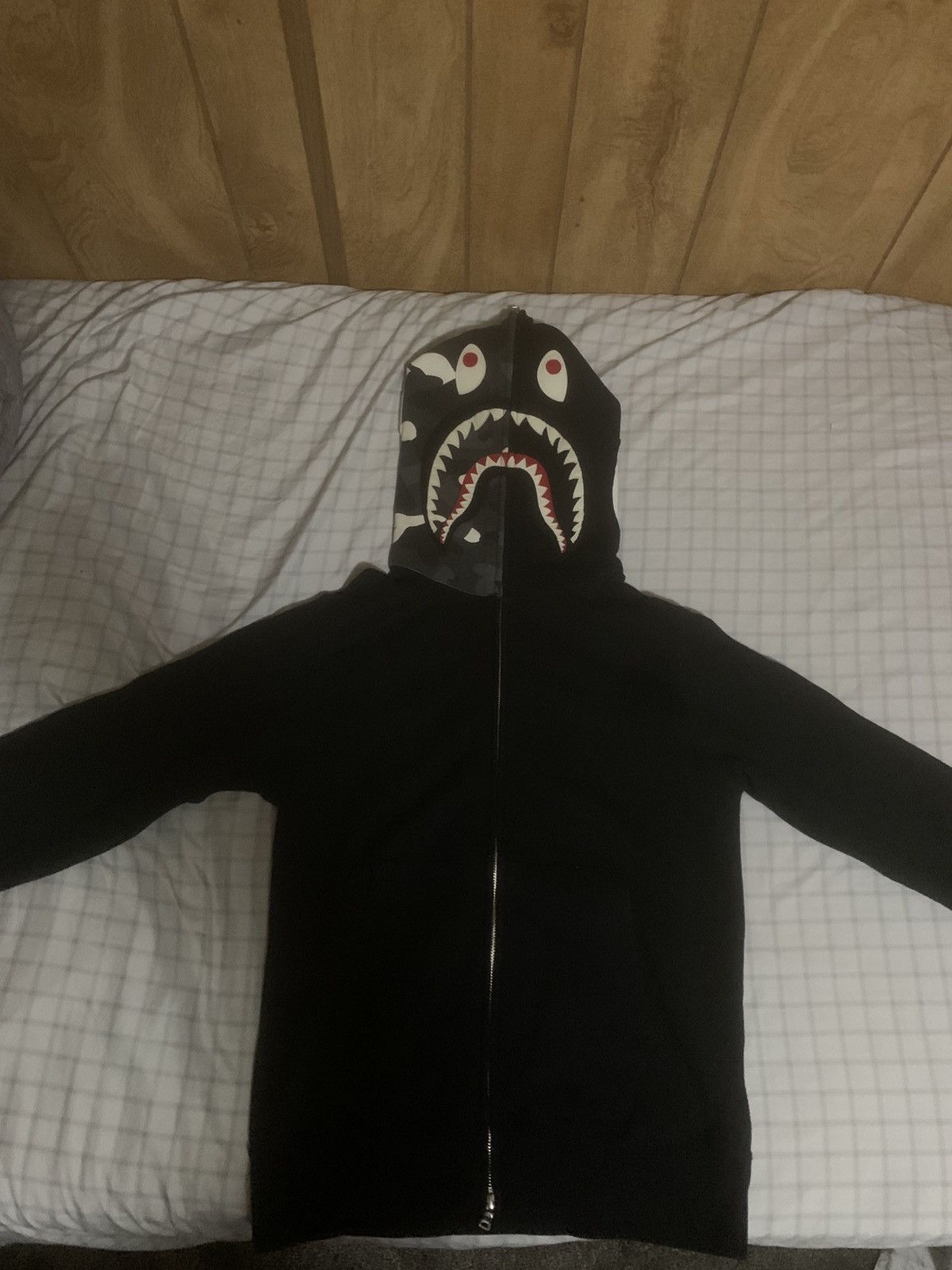 Bape BAPE SHARK Size US M / EU 48-50 / 2 - 1 Thumbnail