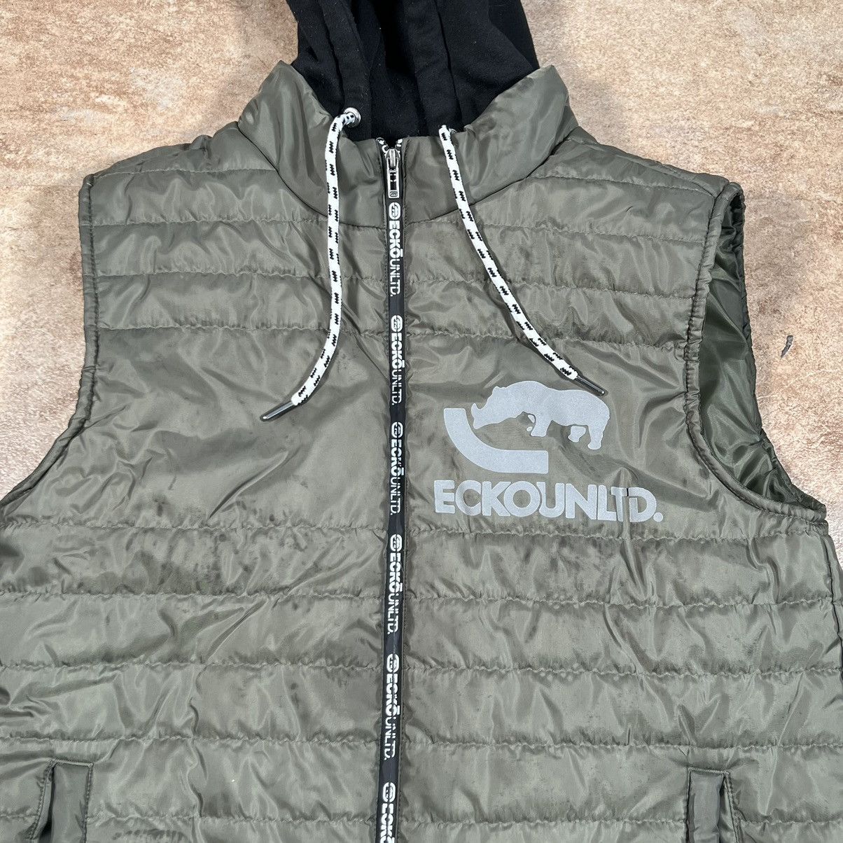 Ecko Unltd. × Marc Ecko Y2k Ecko Unltd Olive Green Hooded Puffer Vest Size Medium Size US M / EU 48-50 / 2 - 3 Thumbnail