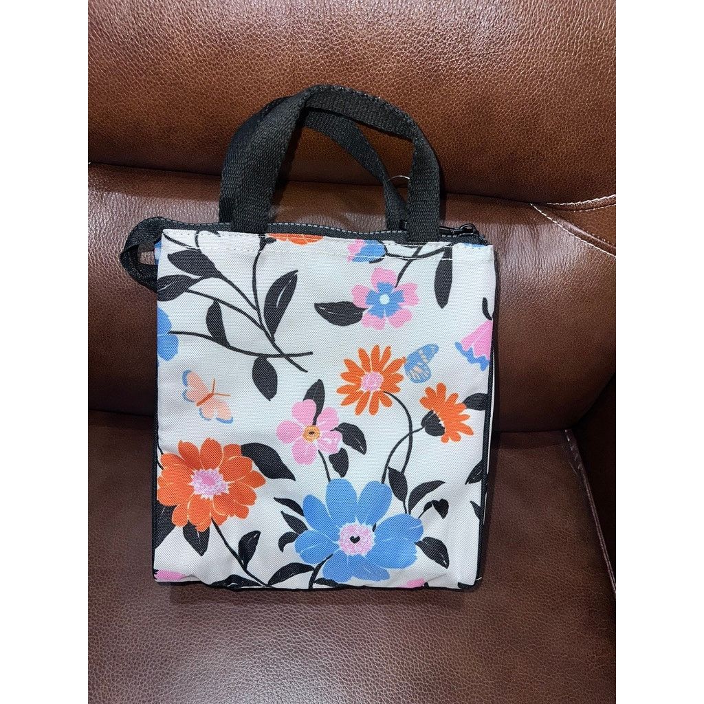 Kate Spade NWT Kate Spade Floral Garden Insulated Lunch Bag Multicolor Size ONE SIZE - 2 Thumbnail