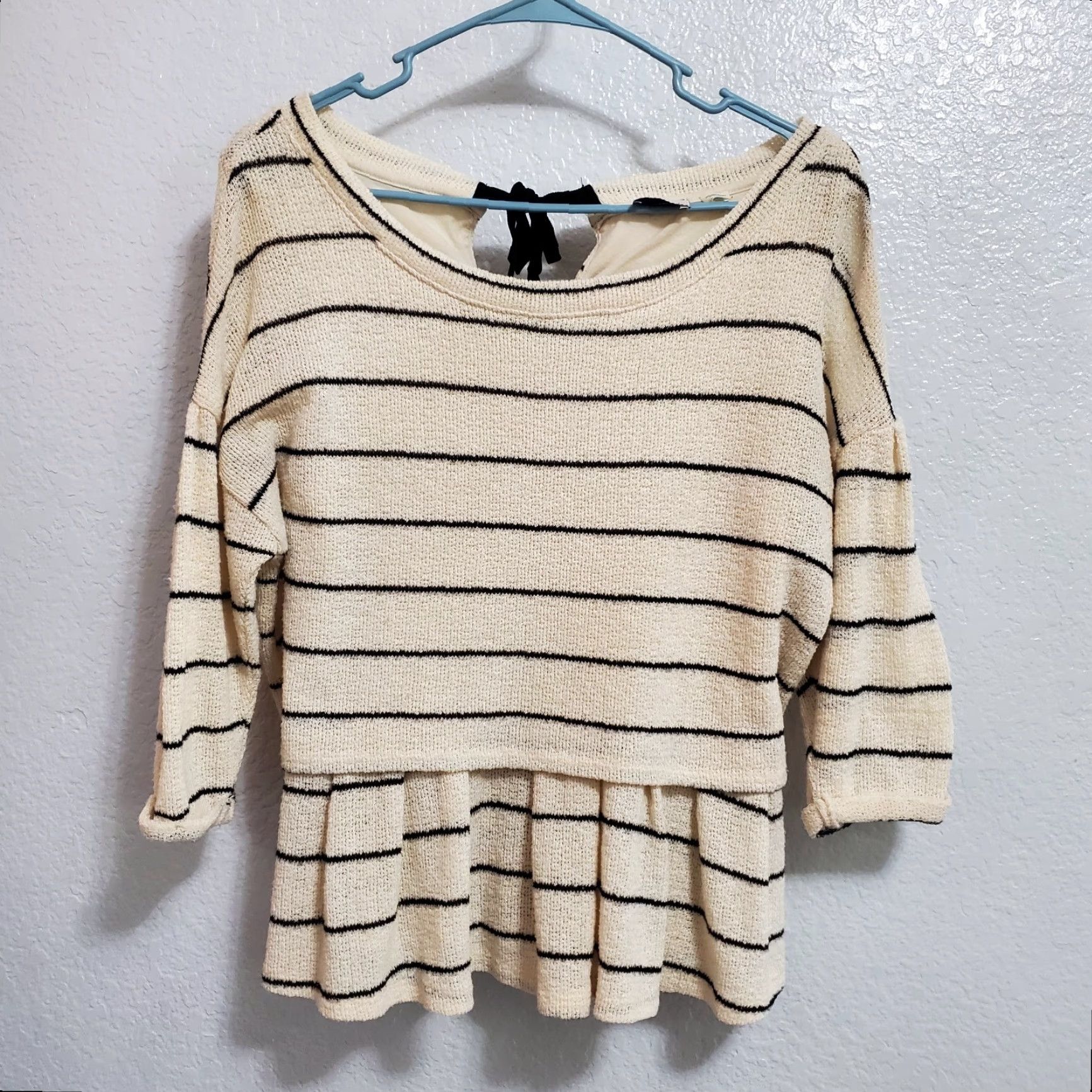 Anthropologie Anthropologie Postmark Top Women S Ivory Black Striped 3/4 Sleeve Tie Back Layered Knit Sweater Top Size S / US 4 / IT 40 - 2 Thumbnail