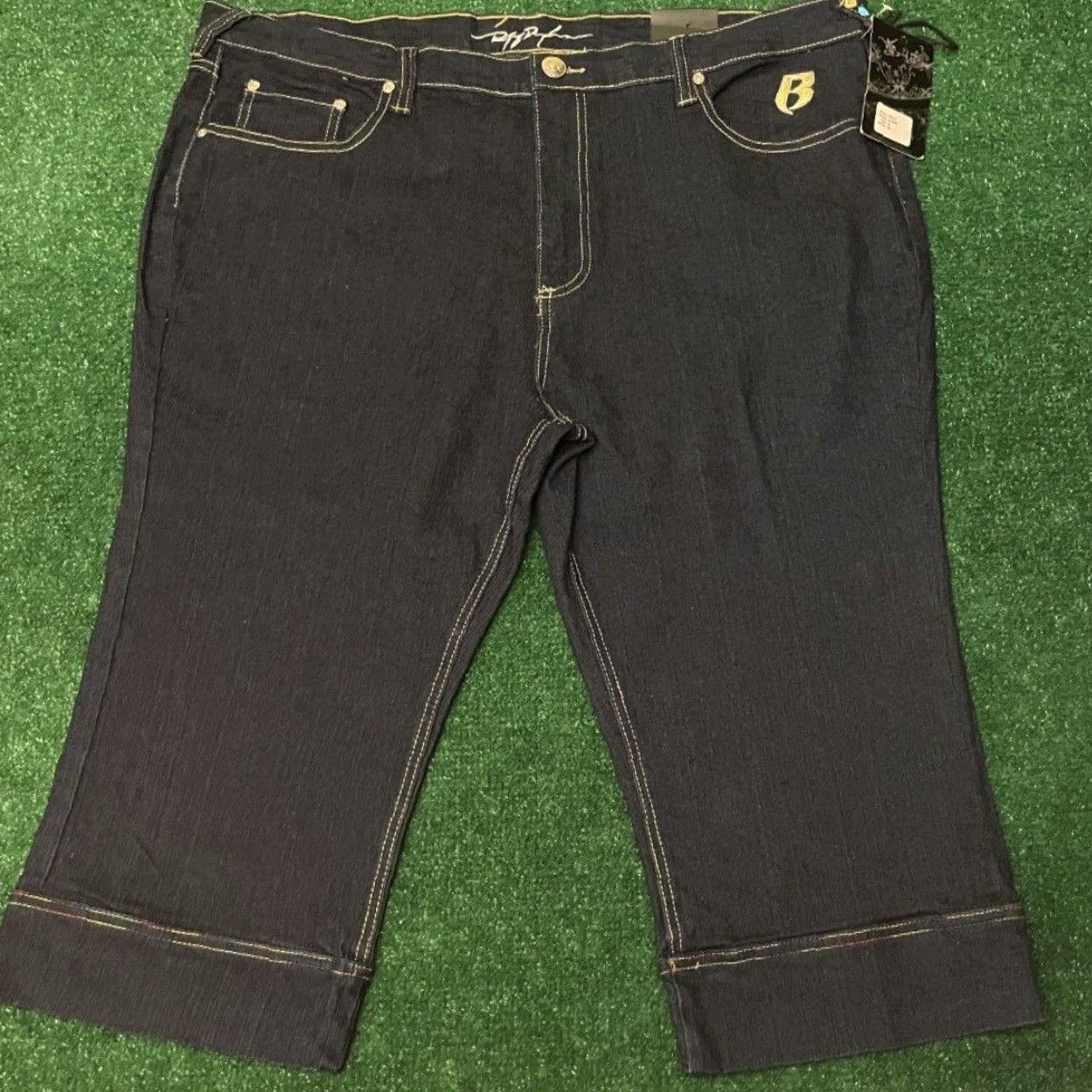 Vintage VINTAGE Ruff Ryders DMX Baggy Hip Hop Grunge Jeans Capris Womens Size 20 NWT Blue Capri Jeans Capris Hip Hop Grunge Y2K Pockets Womens Raff Ryders? Size 42" / US 20 - 3 Thumbnail