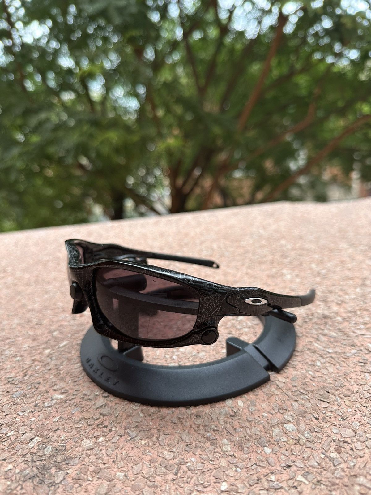 Oakley Oakley Split Jacket black sliver ghost text | Grailed