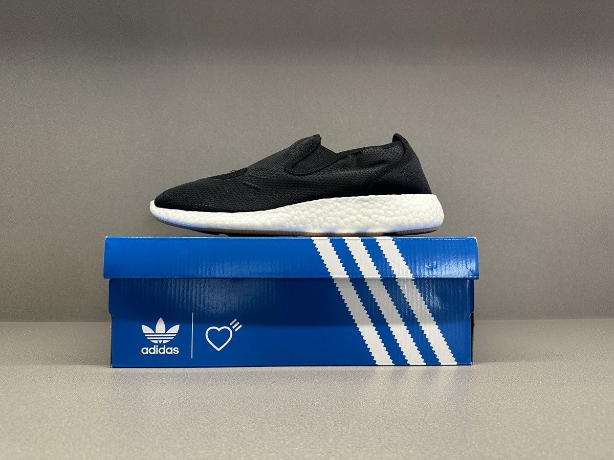 Adidas × Pharrell Adidas Pure Slip-On Human Made Black Size US 8.5 / EU 41-42 - 2 Thumbnail