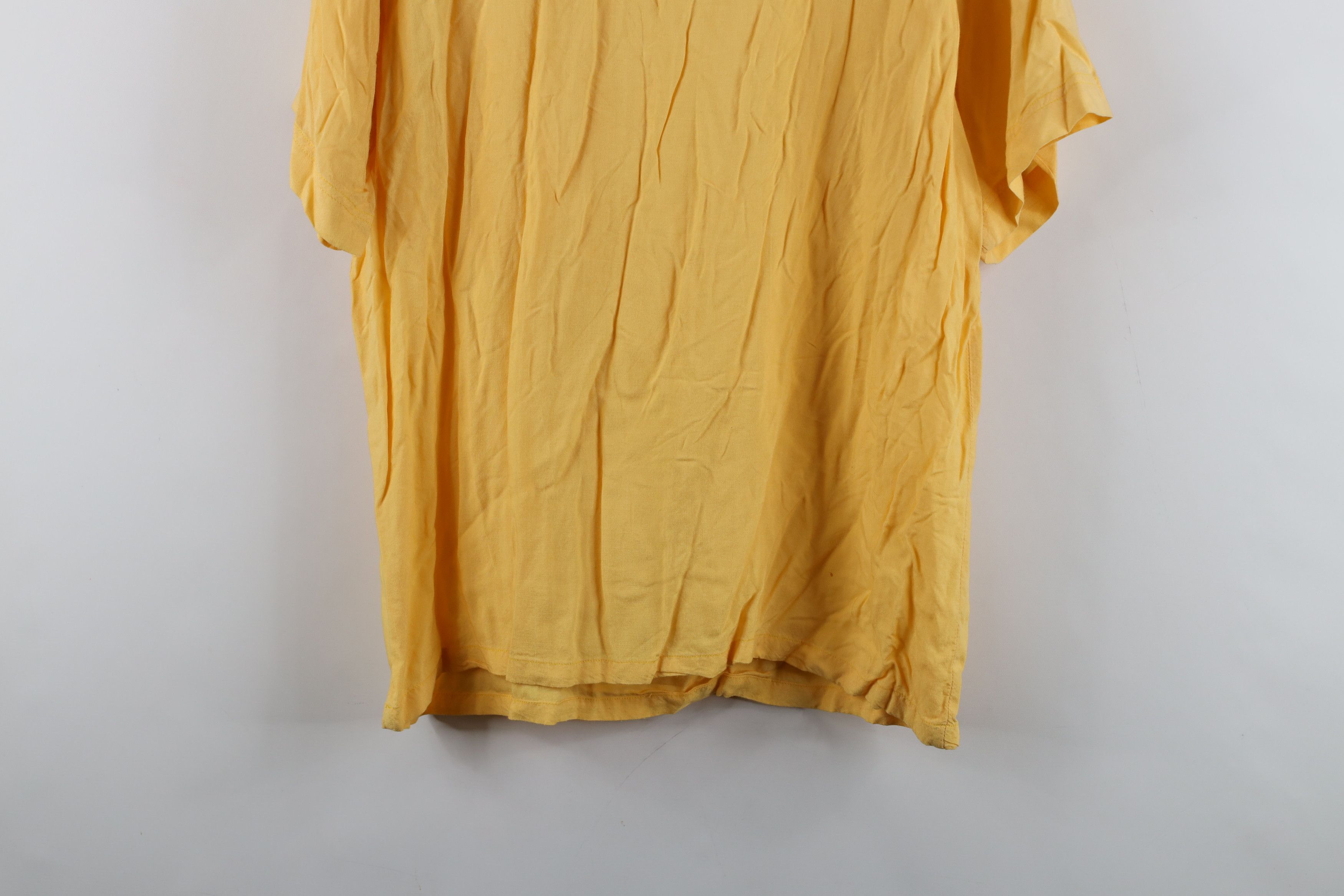 Vintage Vintage 90s Streetwear Rayon Gabardine Pocket T-Shirt Yellow Size US S / EU 44-46 / 1 - 13 Thumbnail
