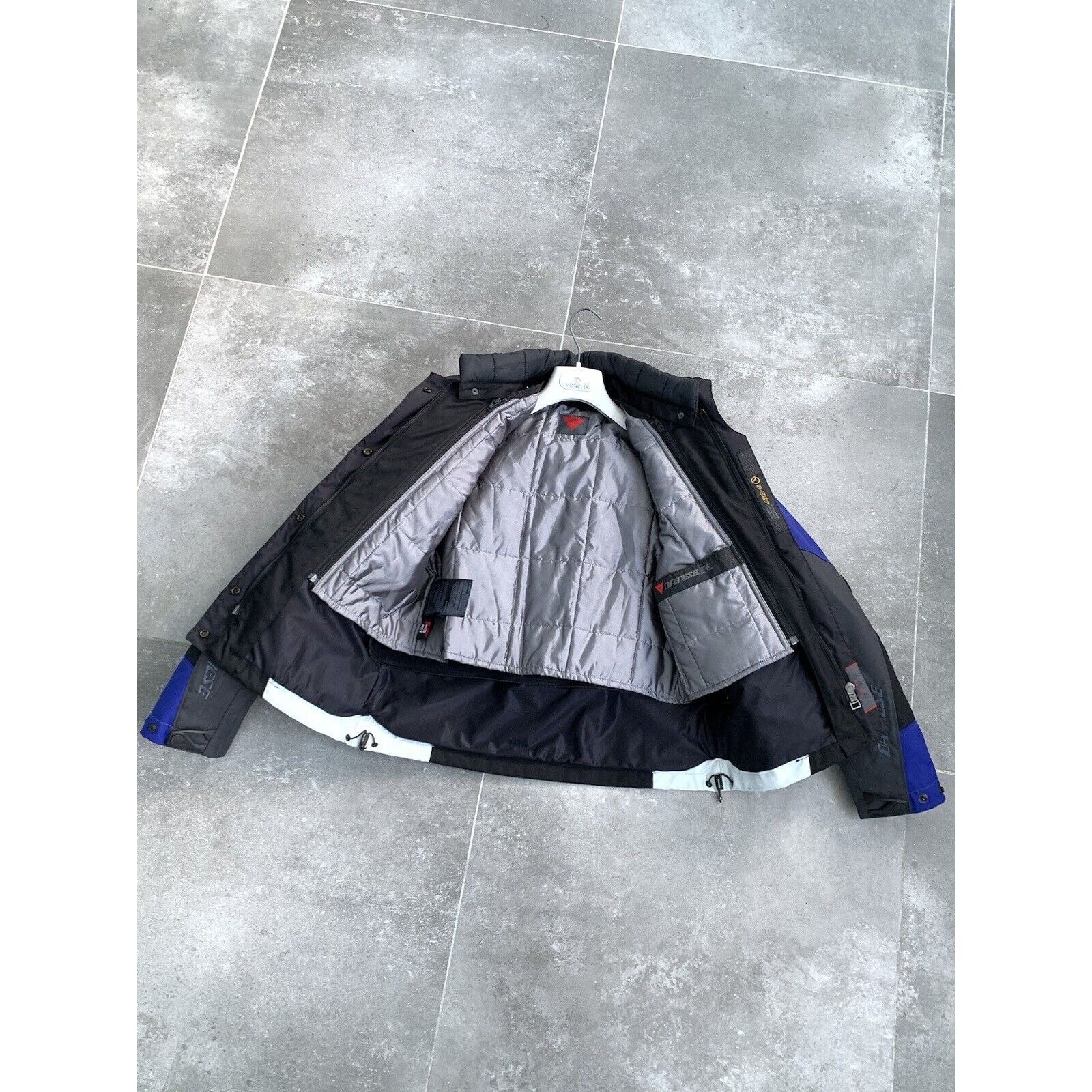 Dainese Mens DAINESE D-Dry Racing Rallye Moto Biker Jacket Coat SZ S Size US S / EU 44-46 / 1 - 16 Thumbnail