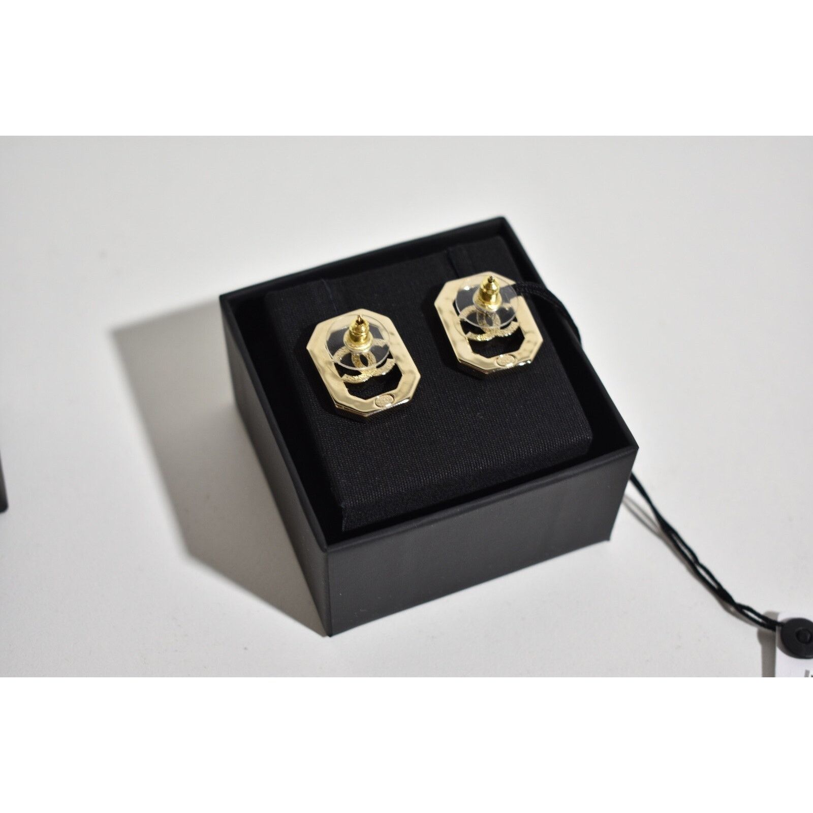 Chanel Chanel Gold Pearl White Crystal Drop Statement Stud Earrings Size ONE SIZE - 9 Thumbnail