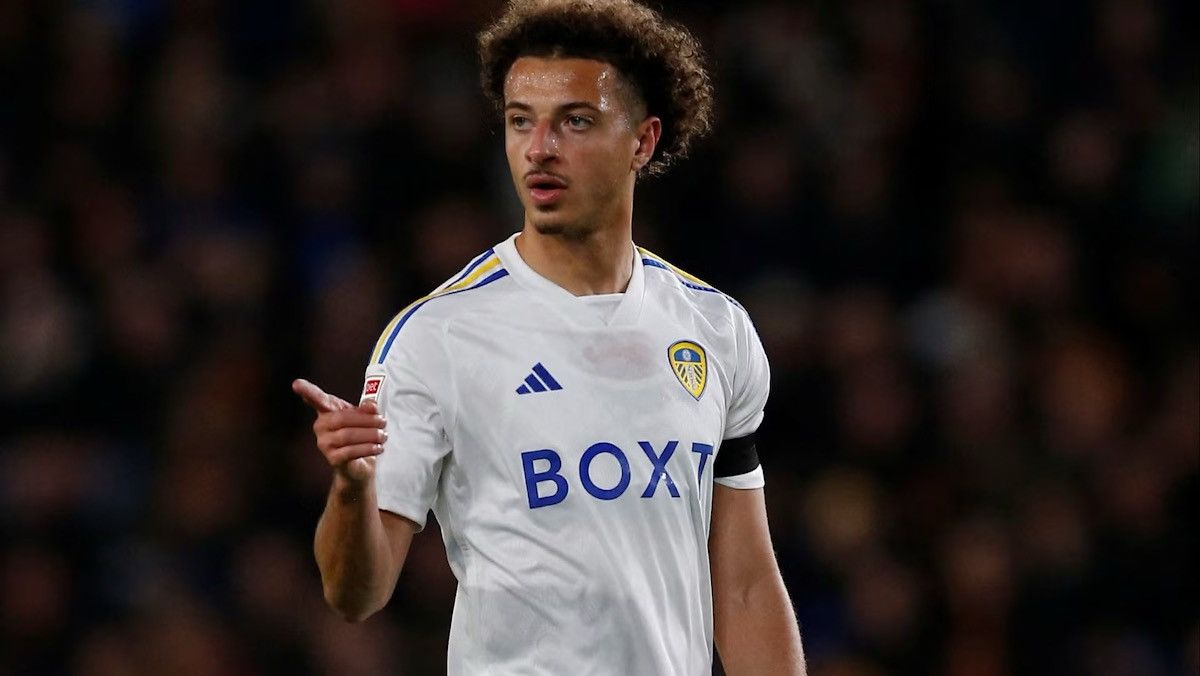 Adidas Ethan Ampadu Leeds United 2022-2023 Home Soccer Jersey Kit Size US XL / EU 56 / 4 - 3 Thumbnail