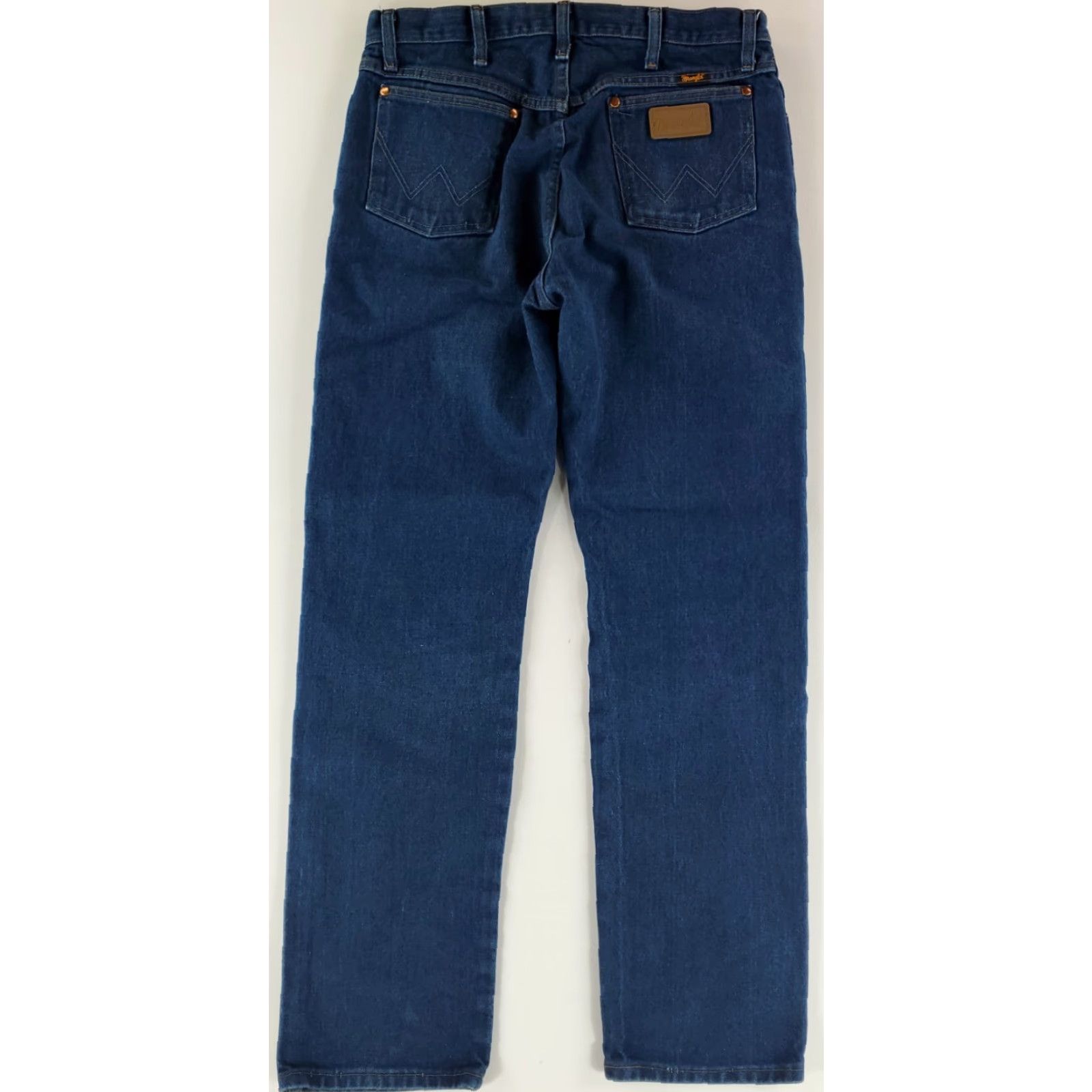 Wrangler VINTAGE Wrangler Jeans Blue 90s 13MWZ Mens 34x34 34x33 Actual Straight Pants Mens Blue VTG 90s 13MWZ Wrangler Jeans 34x34 Size US 34 / EU 50 - 4 Thumbnail