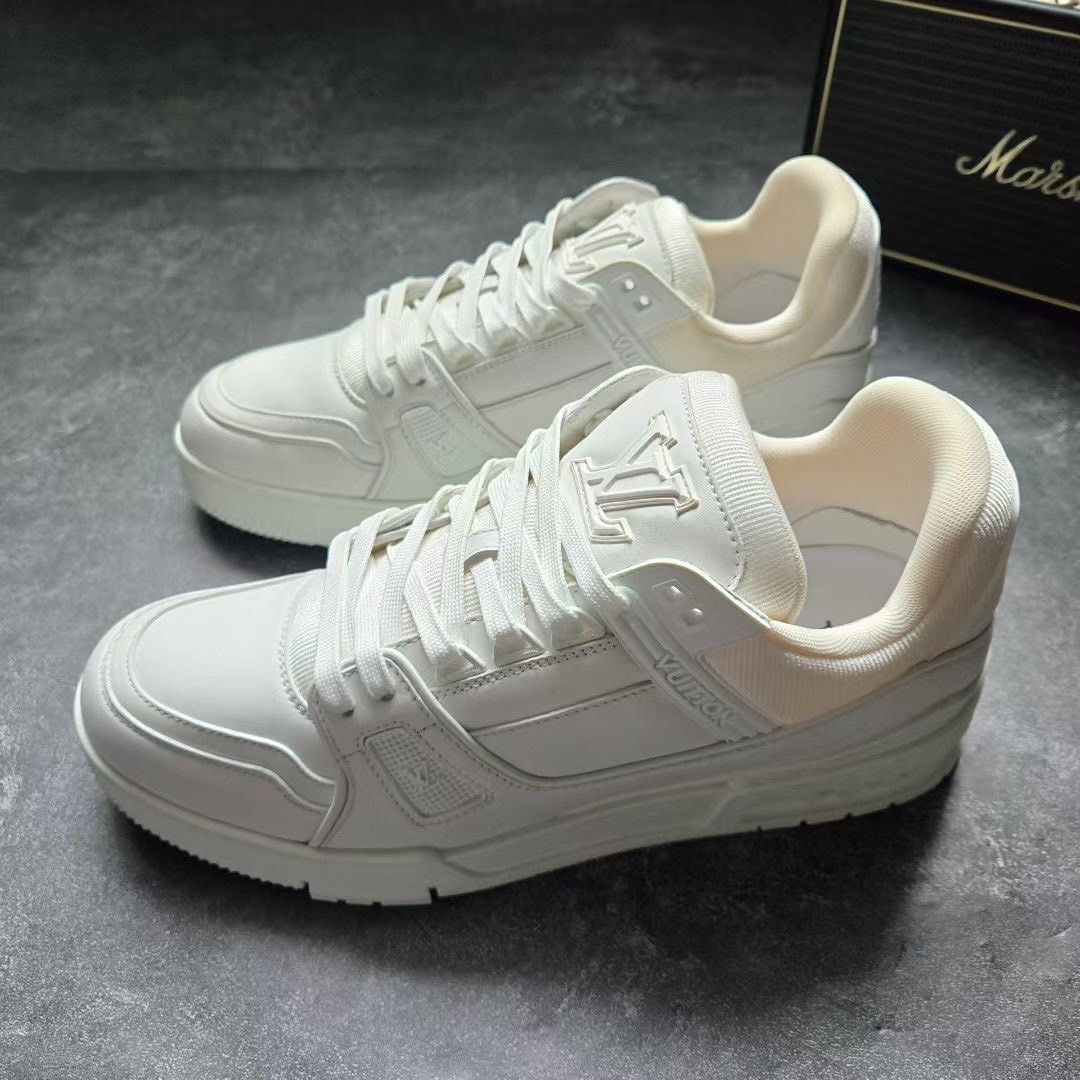 Louis Vuitton Louis Vuitton Training White Lowtop Sneakers 41 Men Size US 8.5 / EU 41-42 - 1 Thumbnail