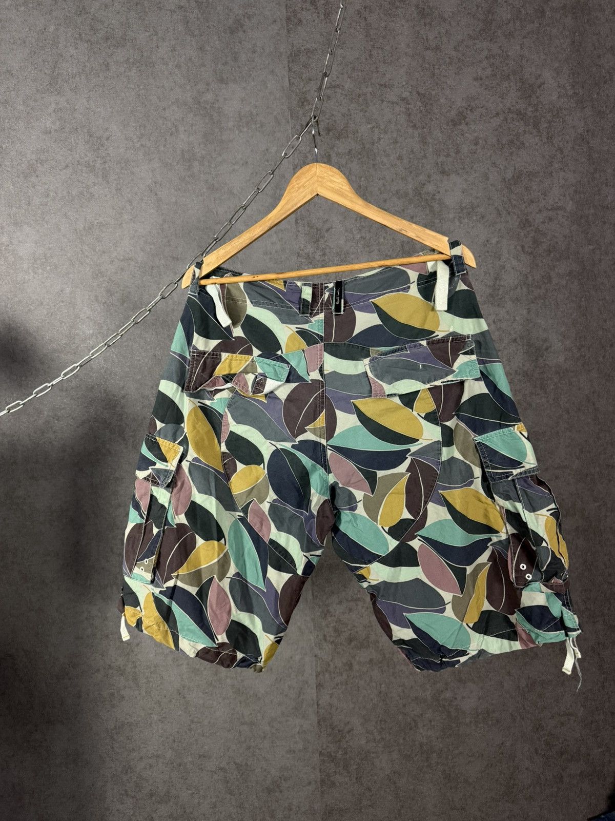 Paul Smith Paul Smith vintage designer crazy nylon cargo shorts Size US 32 / EU 48 - 8 Thumbnail