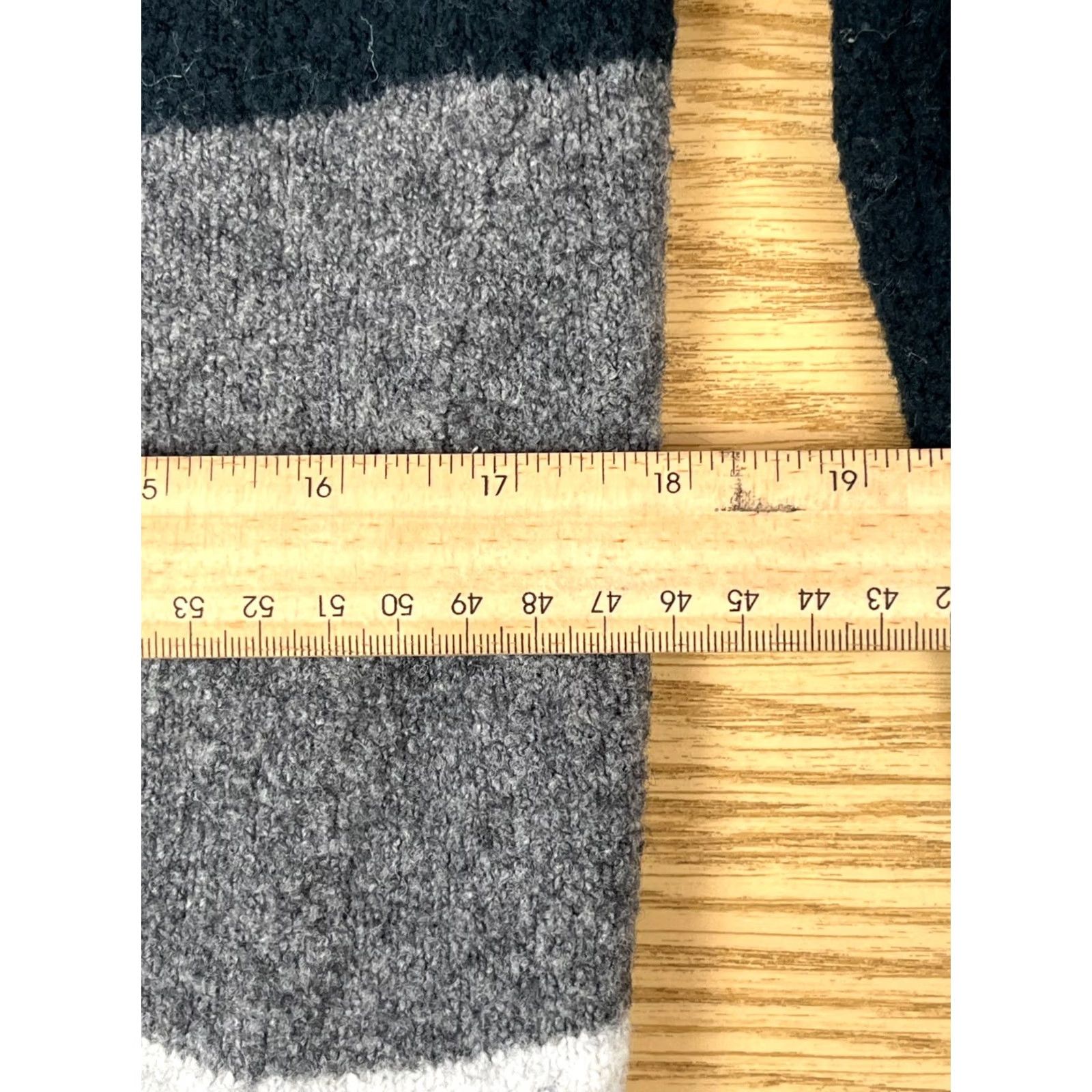 Abercrombie & Fitch Abercrombie & Fitch Sweater Womens Small Colorblock Mock Neck Wool Blend Zipper Pullover Knit Long Sleeve Multicolor Pattern Zipper Size S / US 4 / IT 40 - 6 Thumbnail