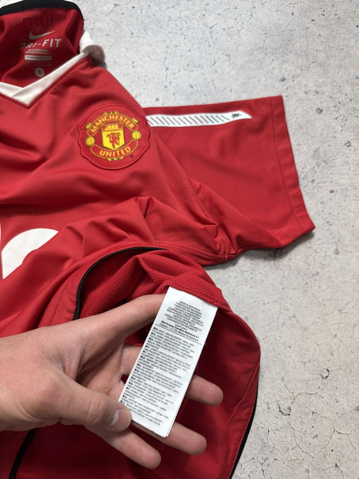 Nike Nike FC Manchester United Soccer Jersey 2010/2011 Home Away Size US S / EU 44-46 / 1 - 11 Thumbnail