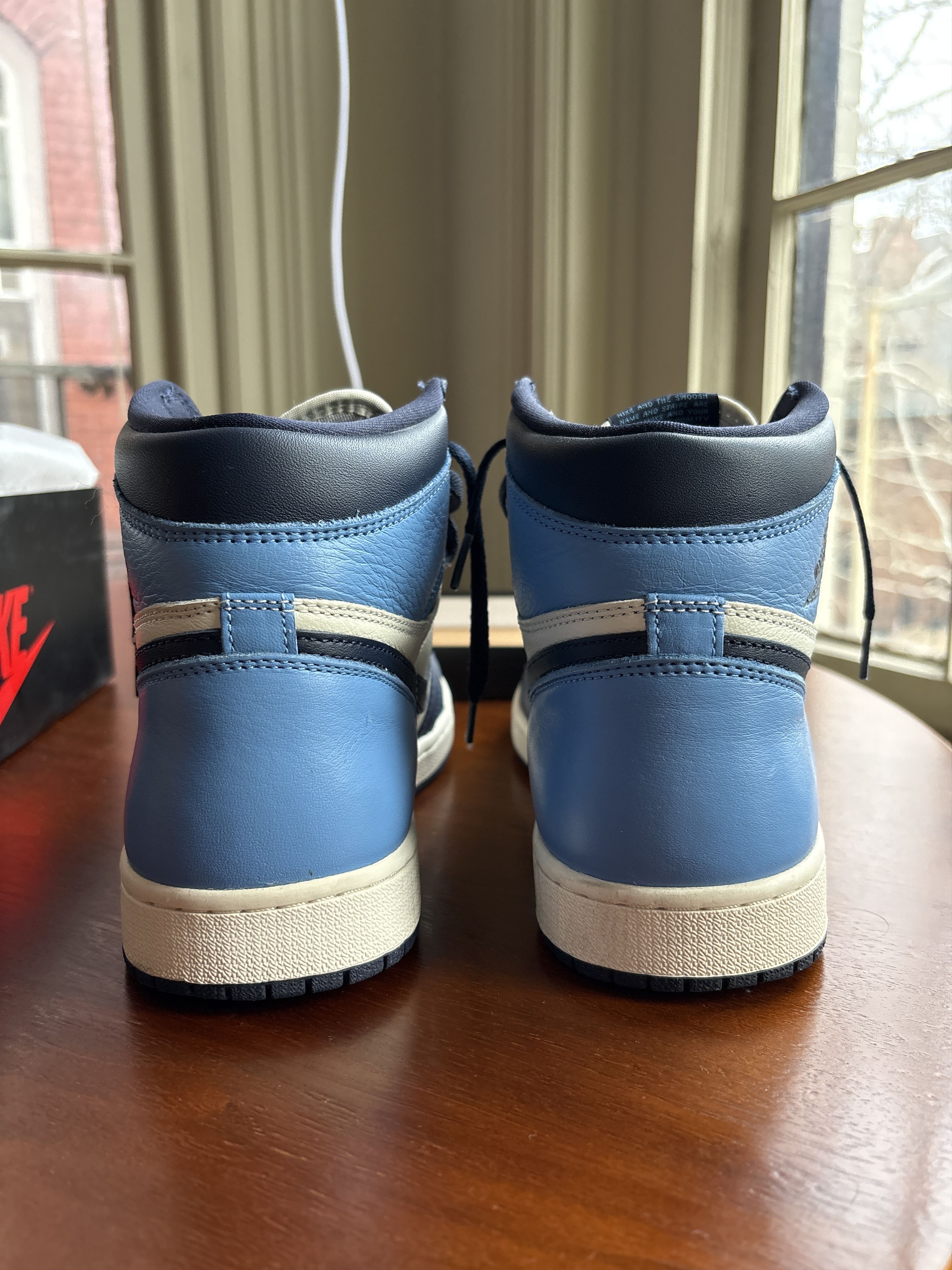 Nike Air Jordan 1 Osbidian Size US 11 / EU 44 - 11 Thumbnail
