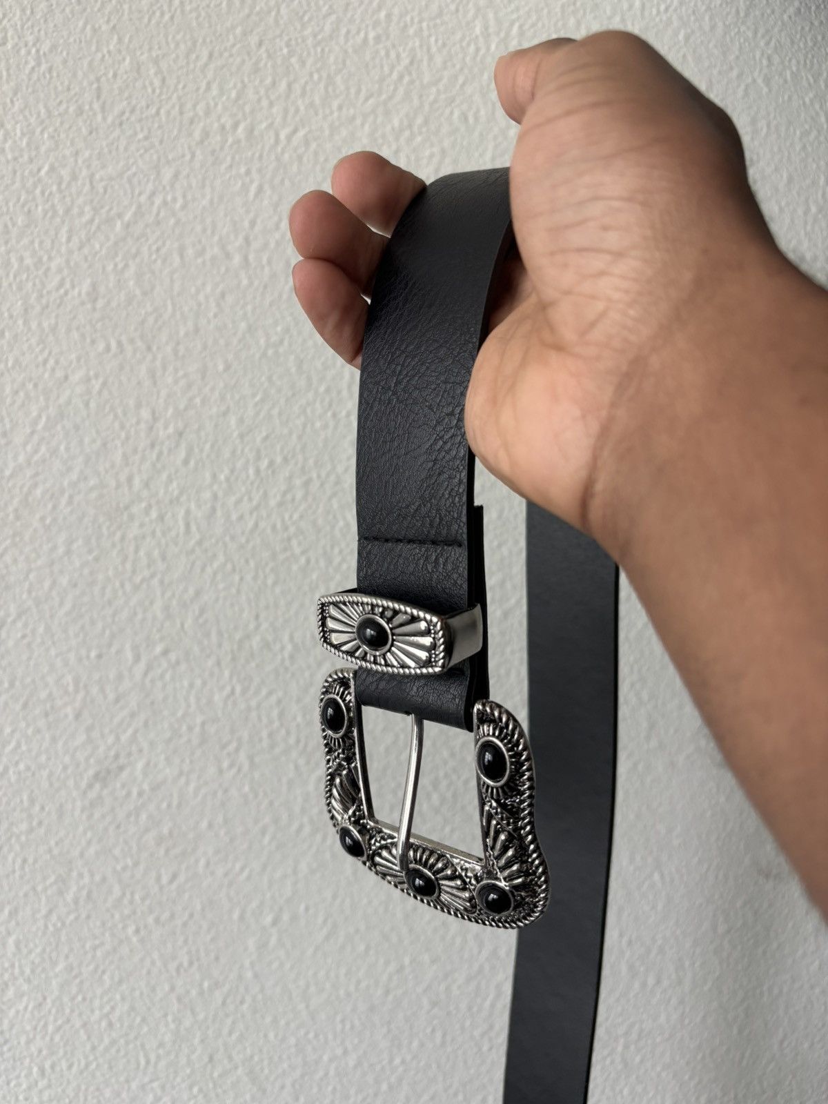 Vintage Grunge Style Leather Belt Silver Buckle Size ONE SIZE - 1 Thumbnail