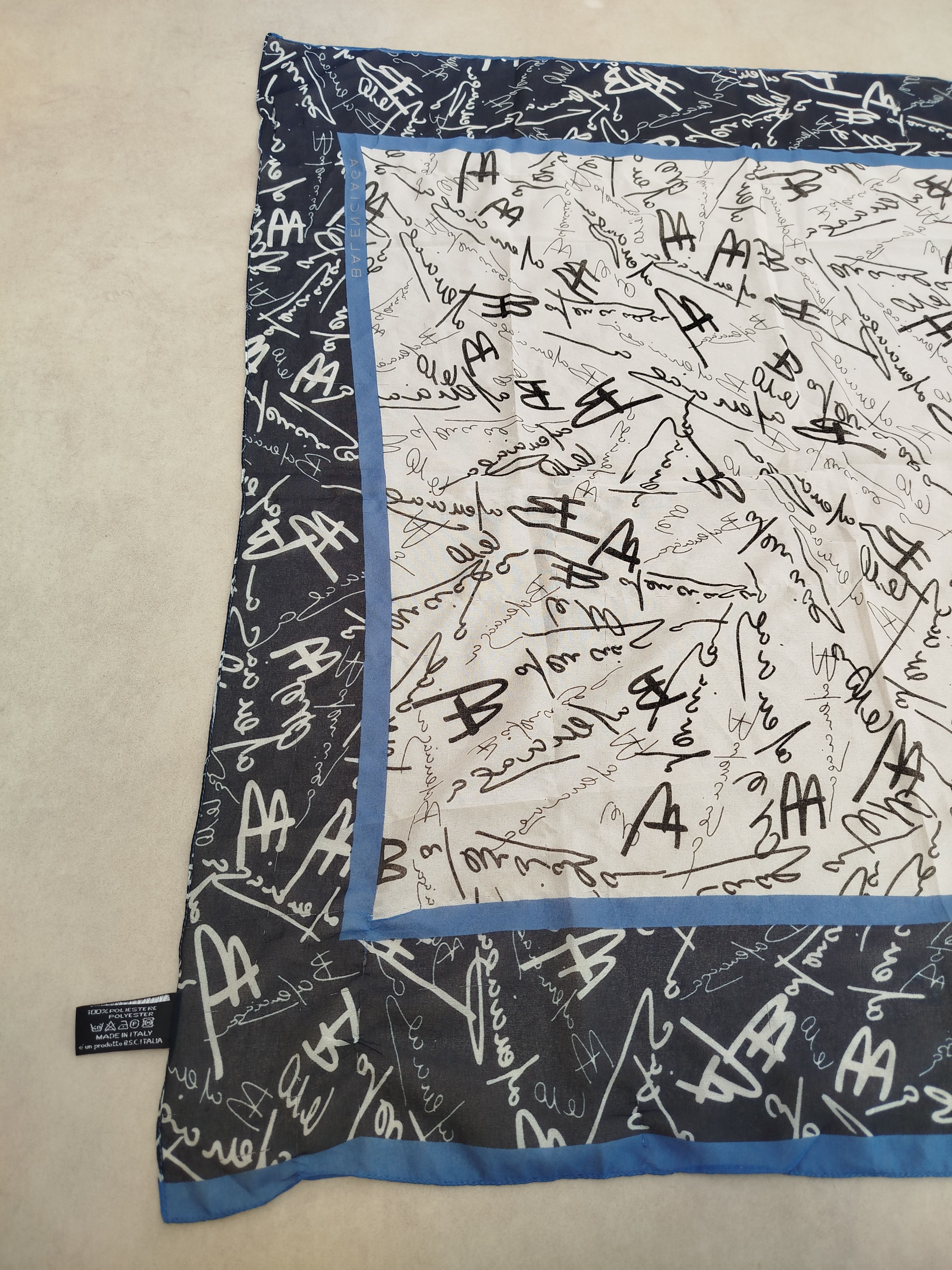 Balenciaga Balenciaga neckerchief made in Italy Size ONE SIZE - 4 Thumbnail
