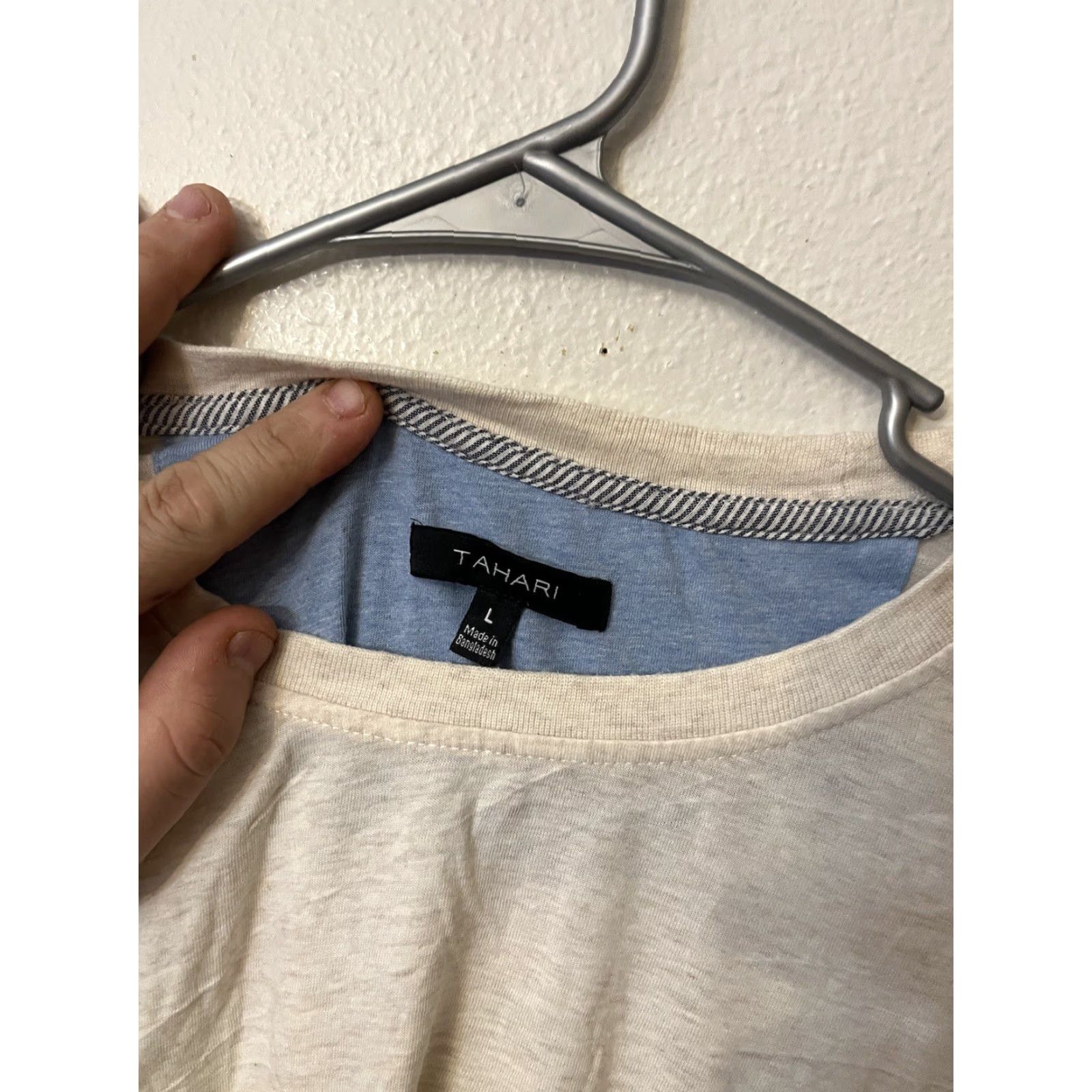 Vintage VINTAGE Tahari Shirt Mens L Cream Cotton Logo Casual 90s Football Theme Mens Size US L / EU 52-54 / 3 - 3 Thumbnail