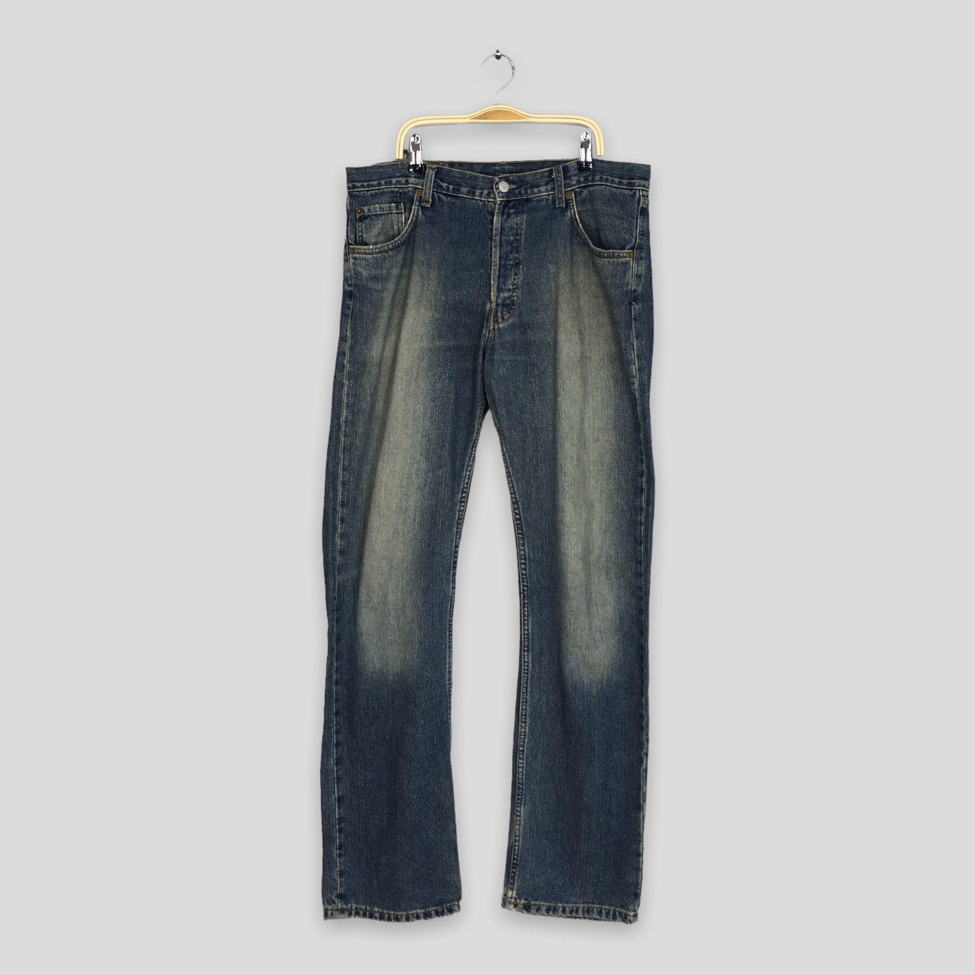 Jean Size 33x33 Vintage Y2K Levi's 501 Faded Blue Jeans Size US 33 - 1 Thumbnail