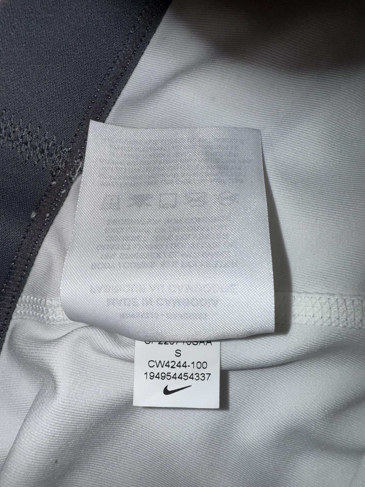 Nike Nike Pro Women’s WNBA Team Issued 8” Compression White Shorts Sample Size 28" / US 6 / IT 42 - 8 Thumbnail