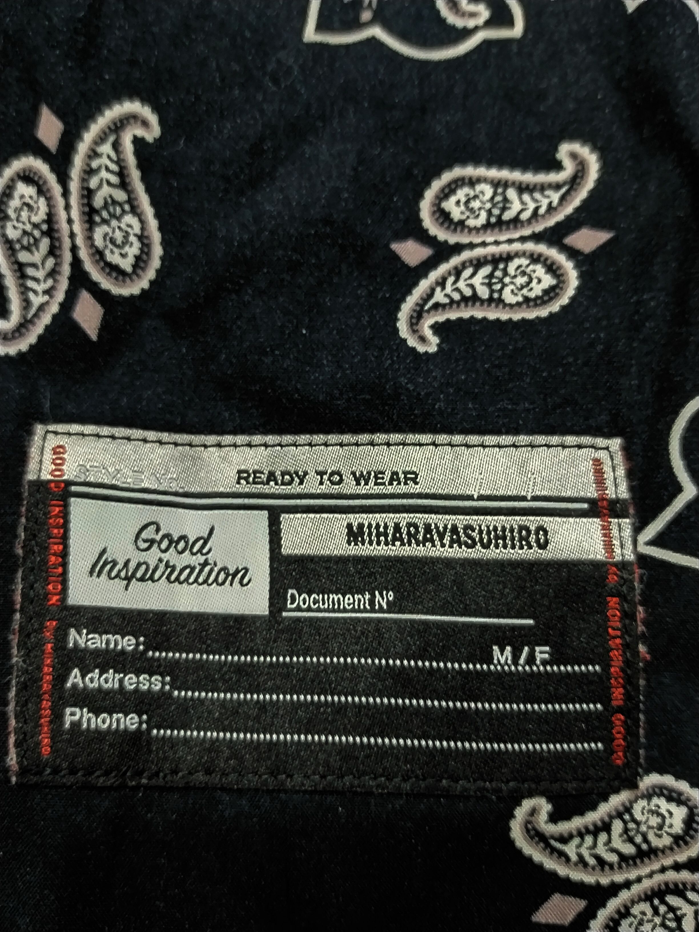 GU × Japanese Brand × Maison MIHARA YASUHIRO 🔥 MIHARAYASUHIRO BLACK PASLEY BOWLING BUTTON UP TEE Size US L / EU 52-54 / 3 - 4 Thumbnail