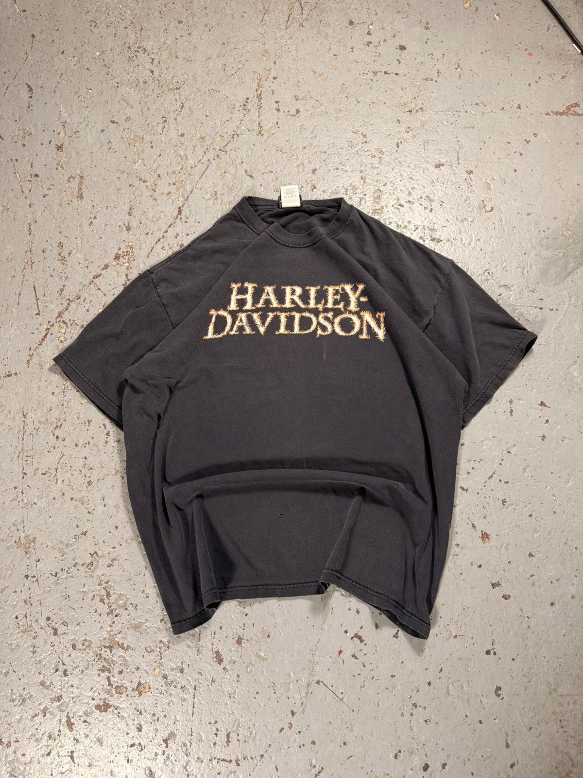 Harley Davidson Insane Sun Faded Distressed Flaming Harley Davidson Tee Size US XXL / EU 58 / 5 - 1 Thumbnail