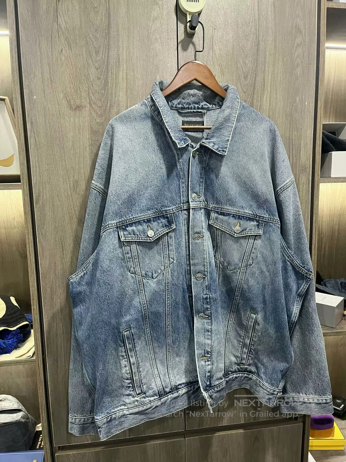 Balenciaga balenciaga back logo denim jacket. Size US L / EU 52-54 / 3 - 1 Thumbnail