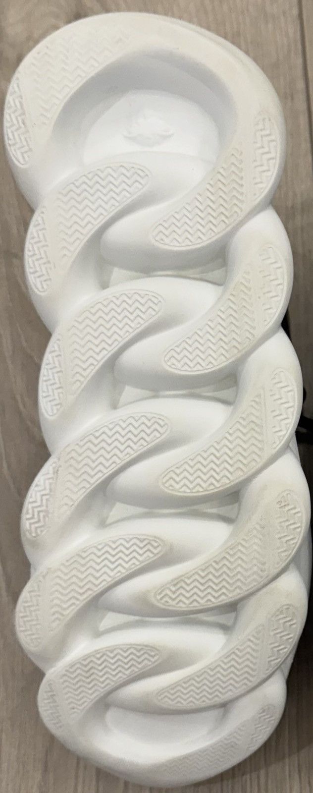 Designer Versace Chain Reaction Sneaker ‘Black and White’ Size US 8 / EU 41 - 7 Thumbnail