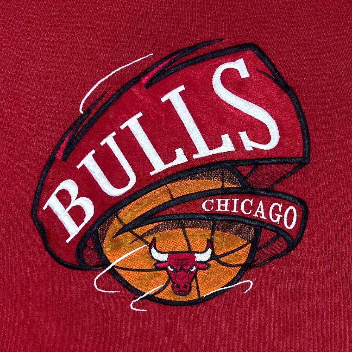 NBA VINTAGE Brandon Sportswear NBA CHICAGO BULLS Embroidered Crewneck Sweatshirt XL Men Red Basketball Logo Embroidered Size US XL / EU 56 / 4 - 3 Thumbnail