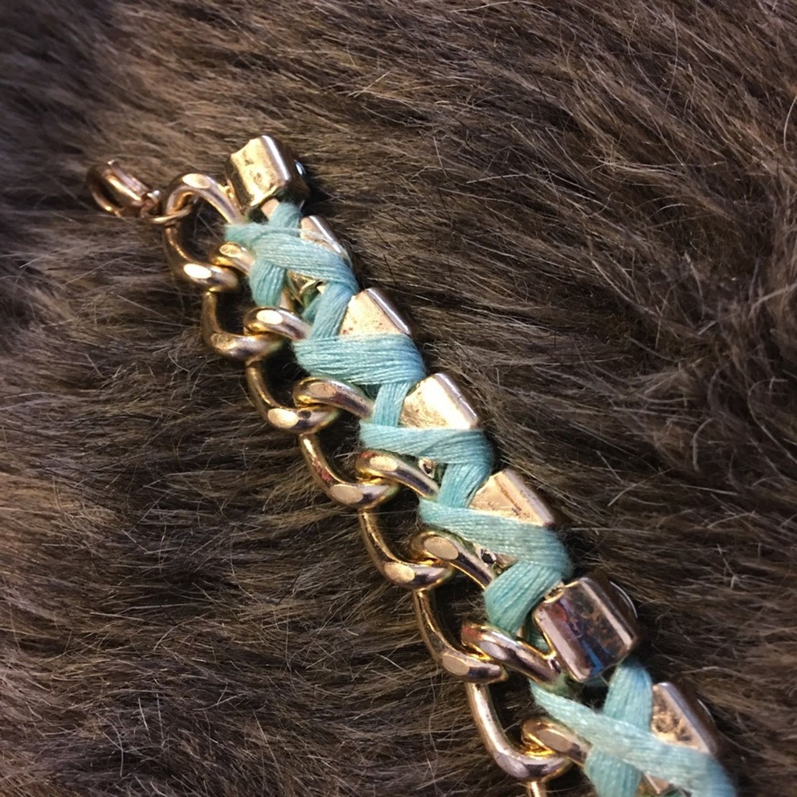 Vintage Vintage aqua glass stone gold chain link bracelet Size ONE SIZE - 9 Thumbnail