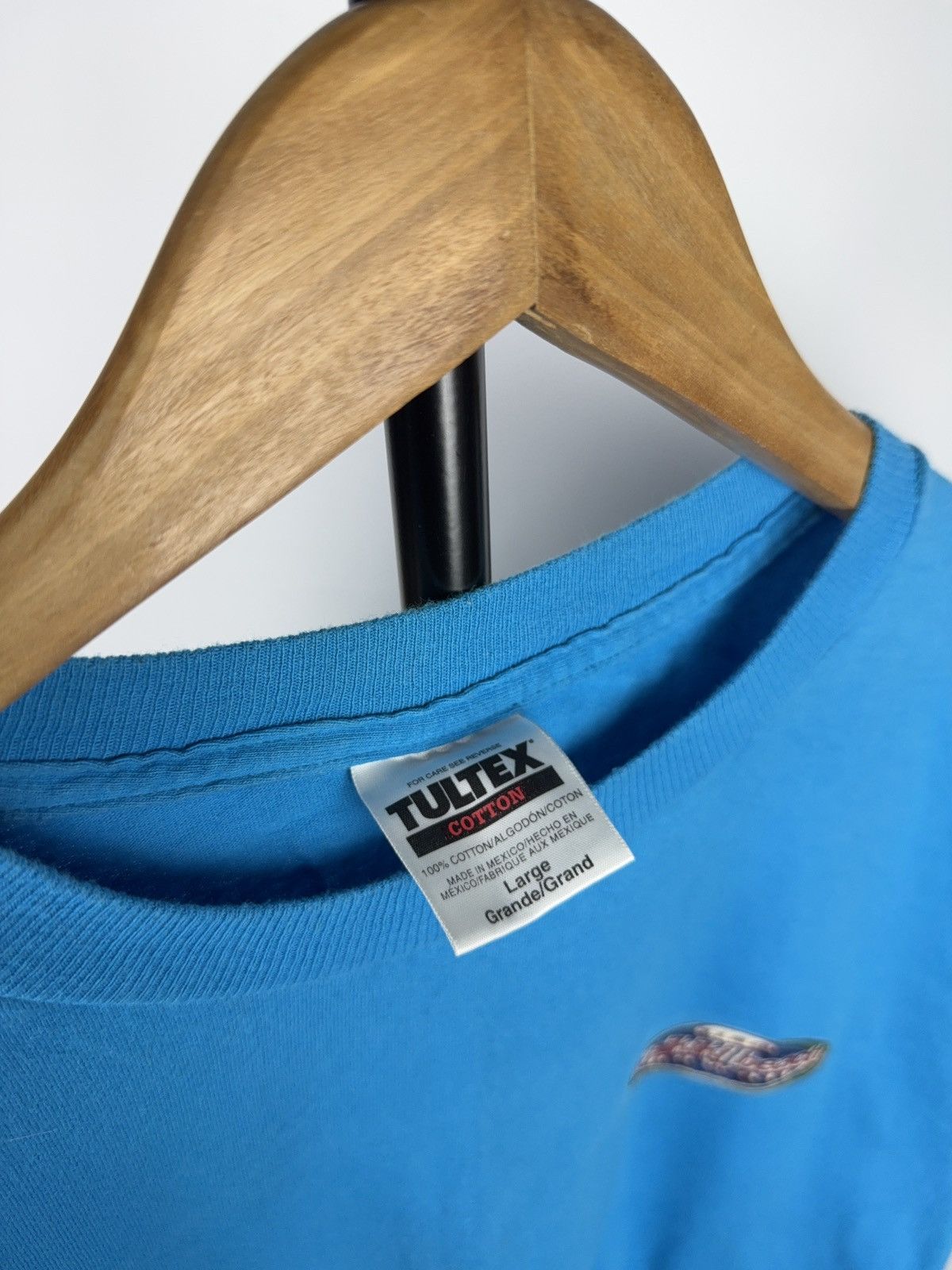 Vintage 1999 Waikiki Beach Hawaii Surf Graphic T-Shirt Tultex L Blue Size US L / EU 52-54 / 3 - 4 Thumbnail