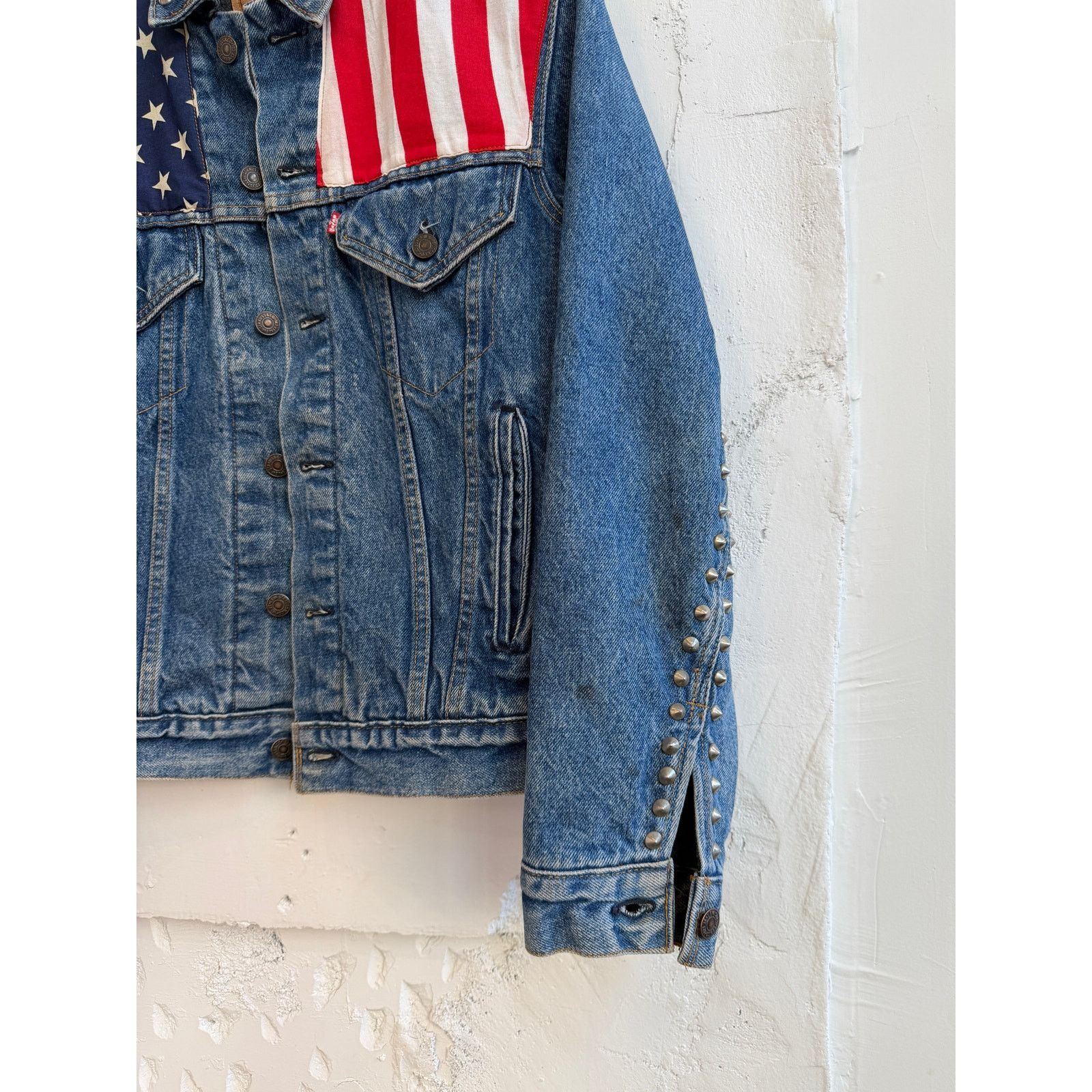 Levi's Levi's US Flag Studded Blanket Lined Denim Trucker Jacket Size US M / EU 48-50 / 2 - 3 Thumbnail