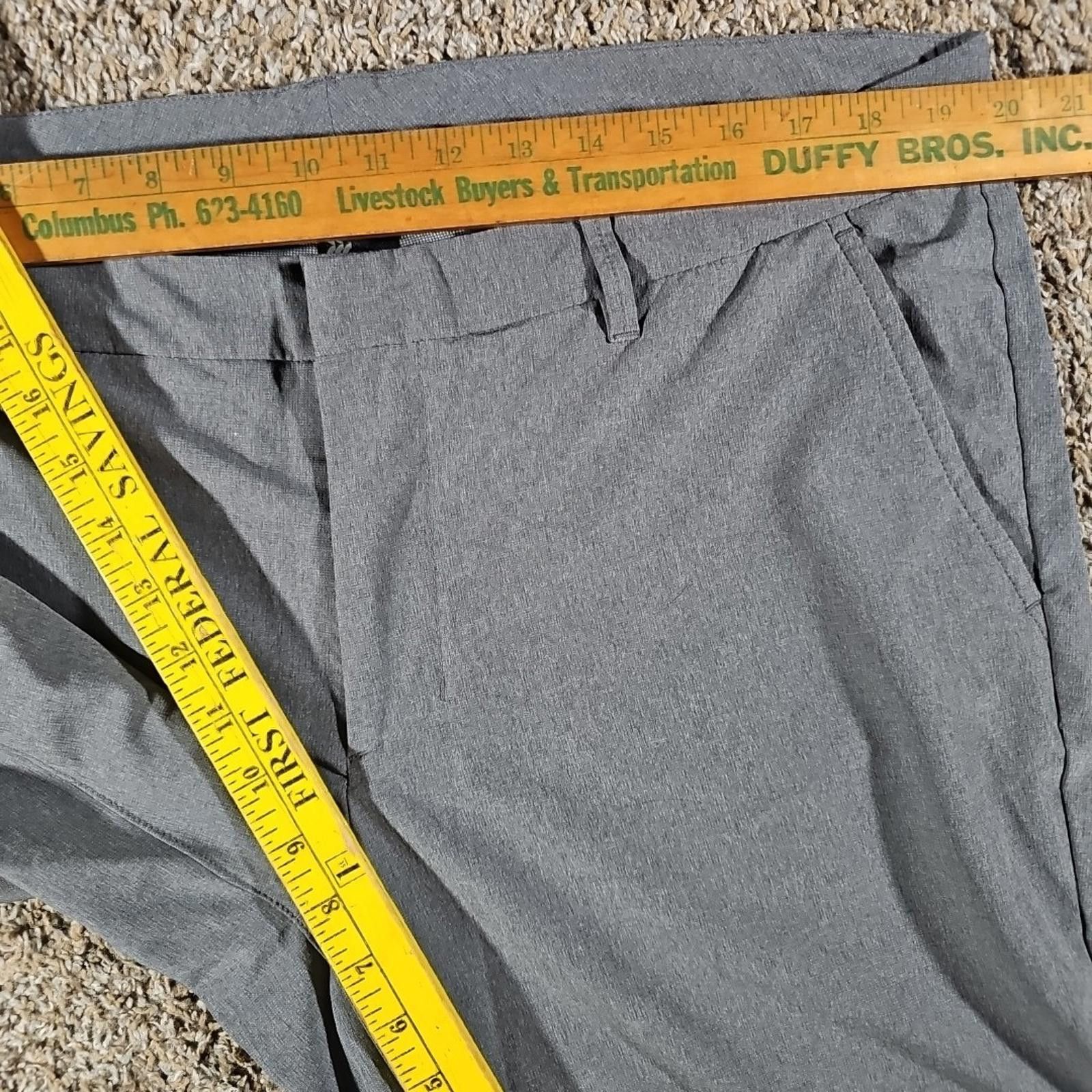 Other All In Motion Sz 40 Gray Shorts Size US 40 / EU 56 - 4 Thumbnail