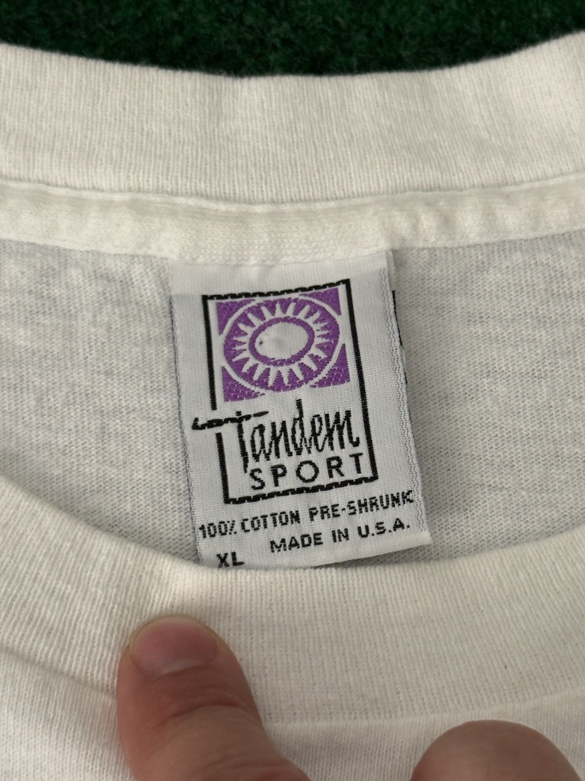 Vintage Vintage 90s Tandem Sports Volleyball Beach Surfer T Shirt Size US XL / EU 56 / 4 - 4 Thumbnail