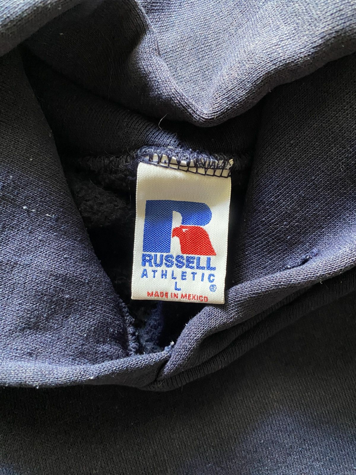 Russell Athletic Vintage 90s Russell Athletic Navy Blue Crop Boxy Fit Size US M / EU 48-50 / 2 - 5 Thumbnail