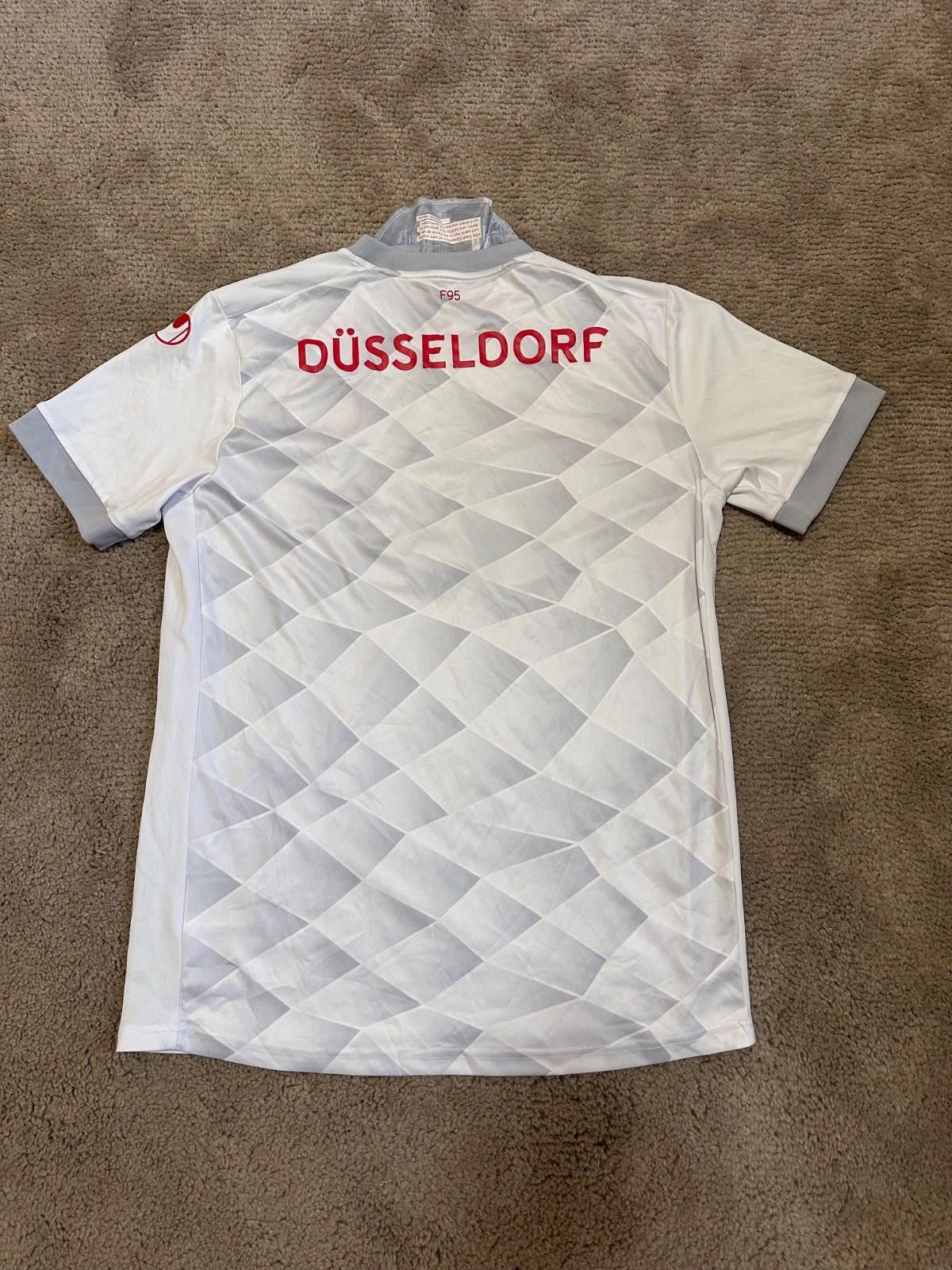 Designer Fortuna Dusseldorf 2018 2019 Football Shirt Uhlsport Jersey Size US L / EU 52-54 / 3 - 7 Thumbnail