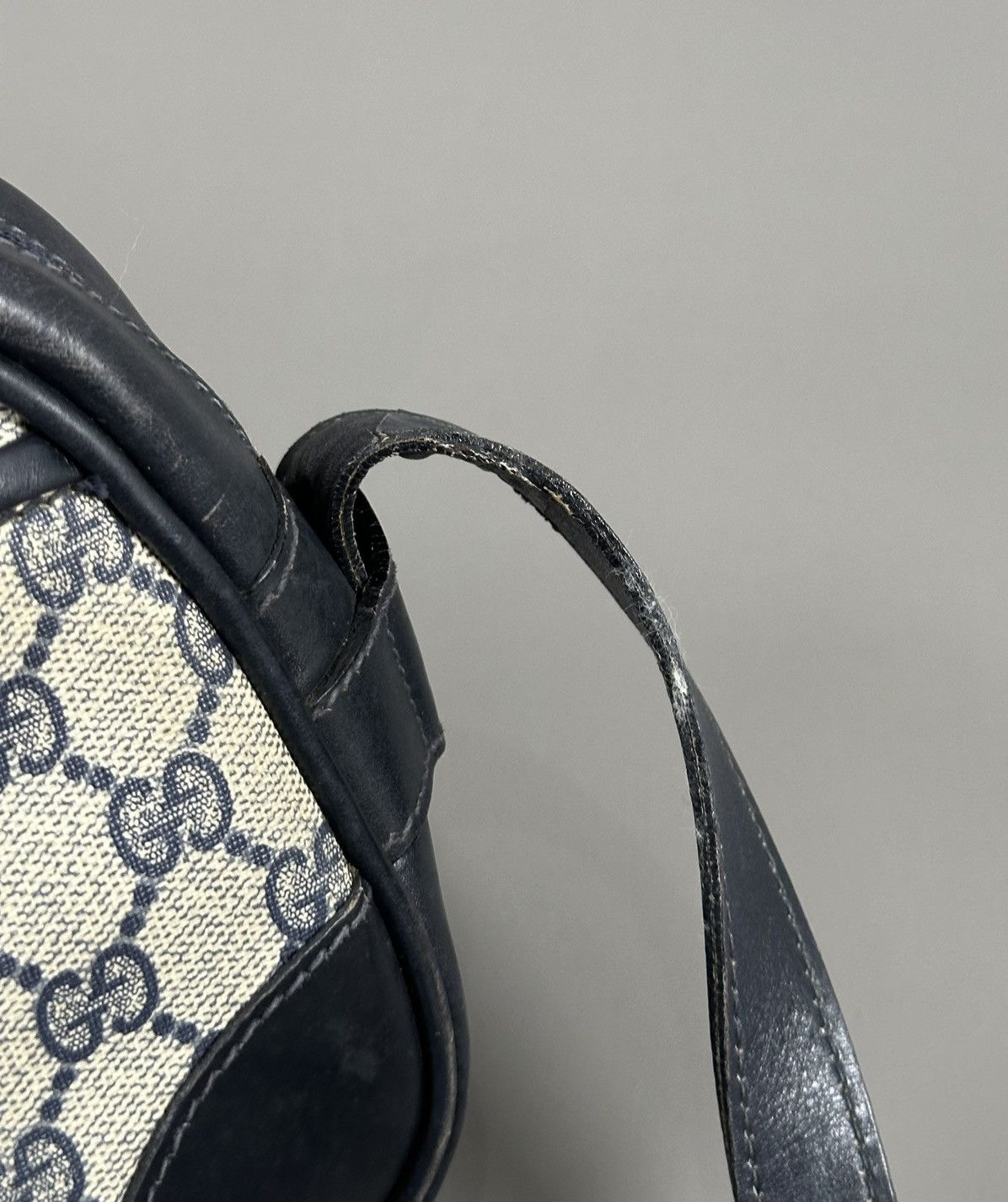 Gucci Gucci - Vintage GG Monogram Supreme Pattern - Coated - Navy Size ONE SIZE - 18 Thumbnail