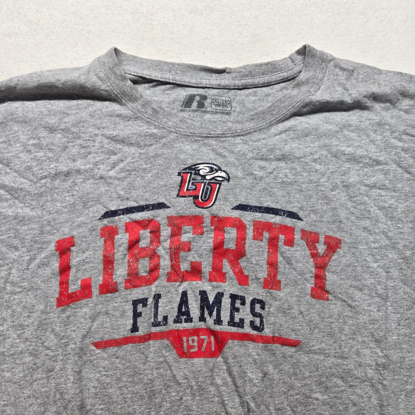 Vintage VINTAGE Liberty University Flames Shirt Adult 2XL Gray Crew Neck T-Shirt Mens University 90s Size US XXL / EU 58 / 5 - 2 Thumbnail
